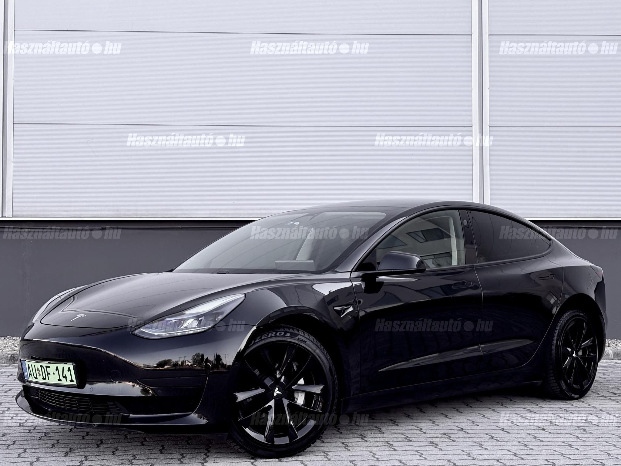 TESLA MODEL 3 2021/3 - 1