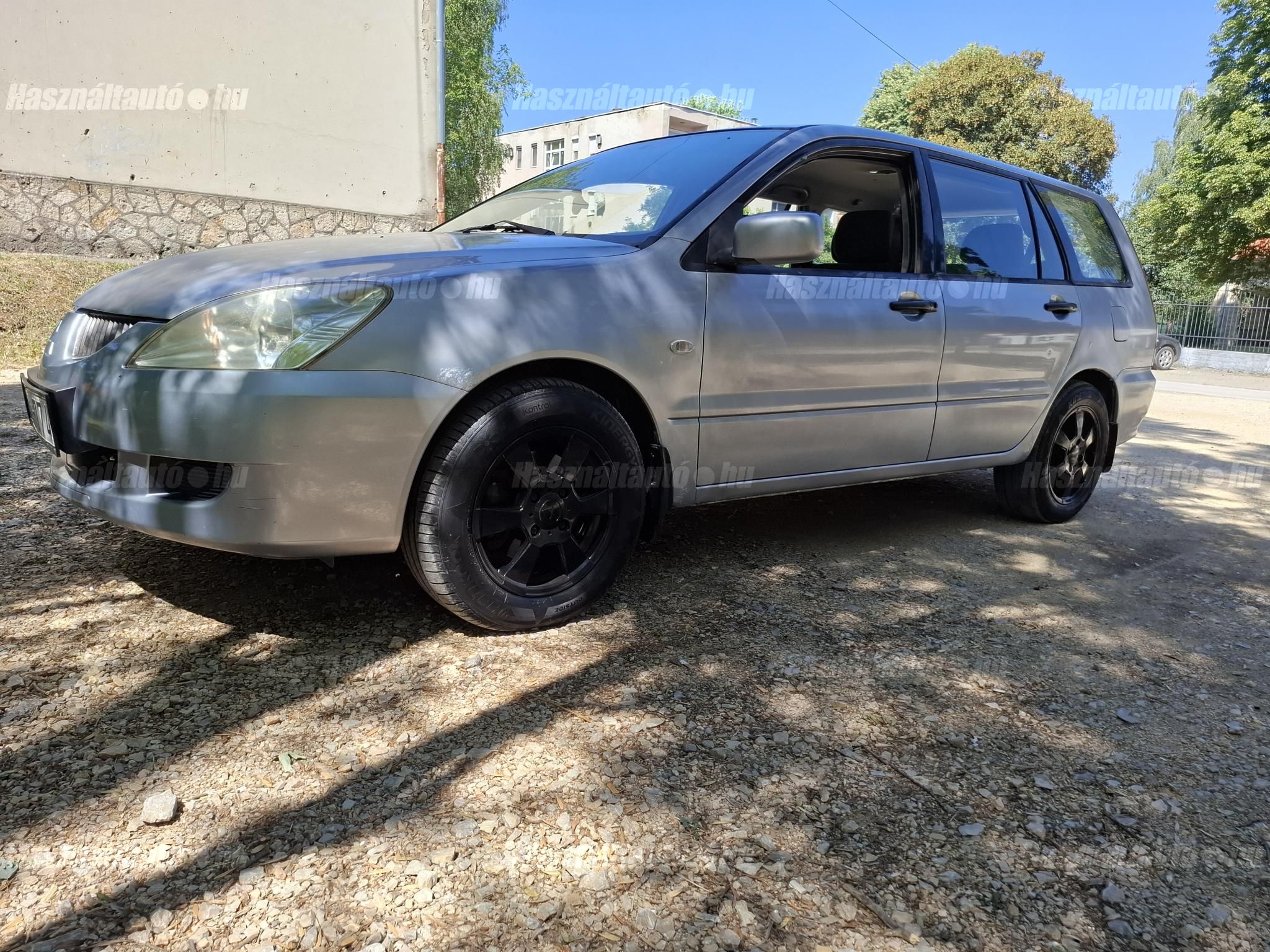 MITSUBISHI LANCER 2003/9 - 1
