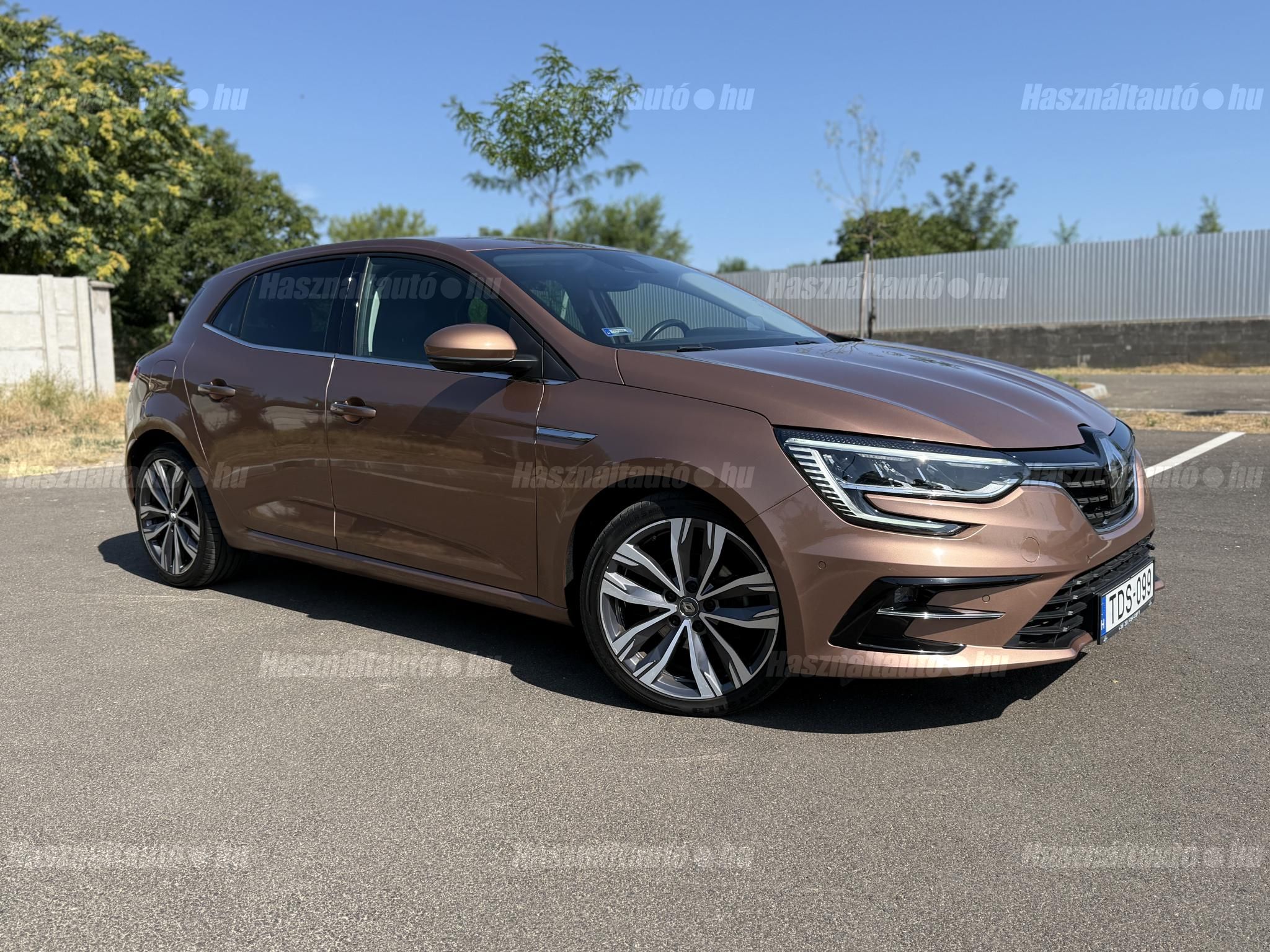RENAULT MEGANE 2020/8 - 1