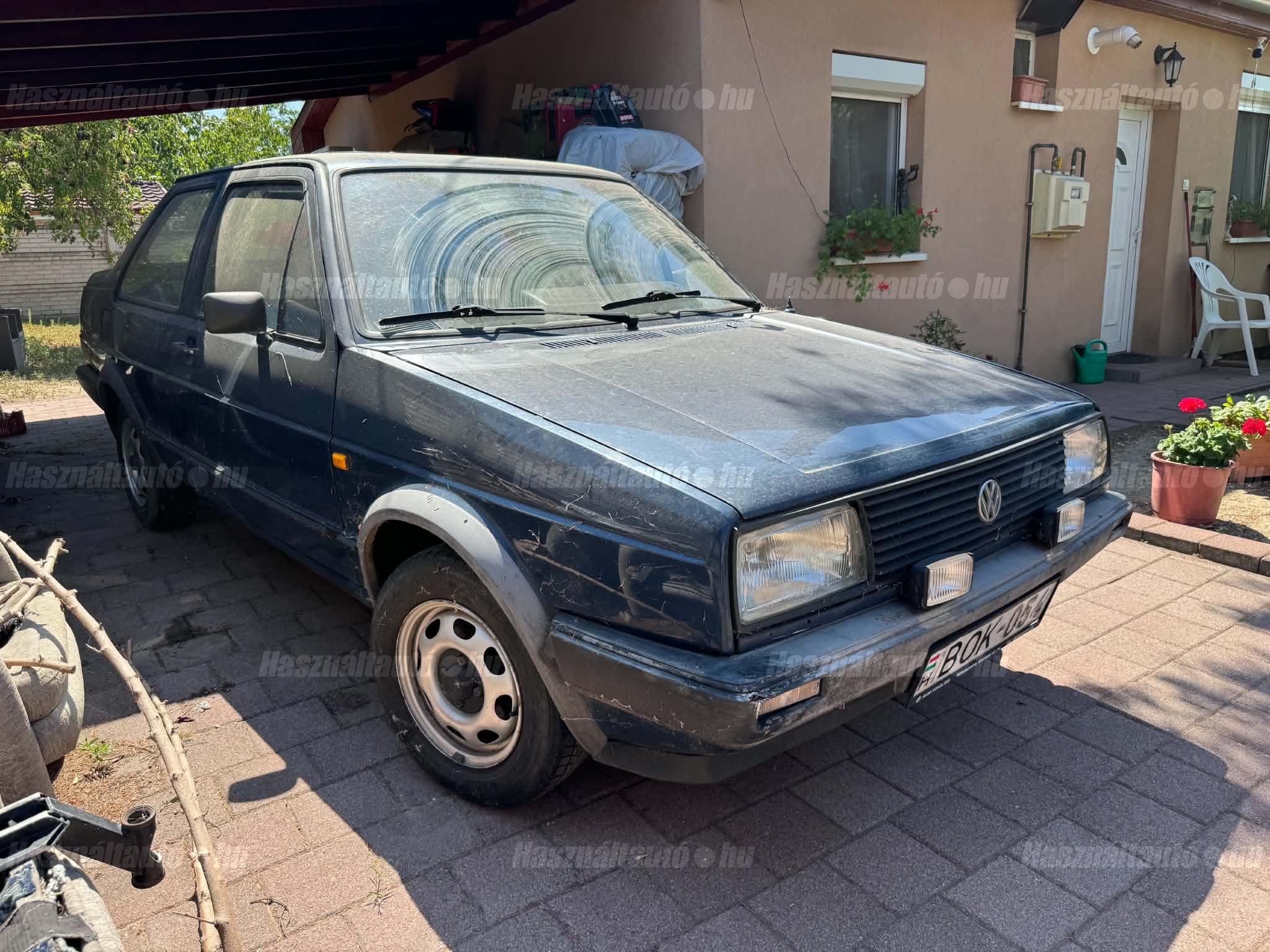 VOLKSWAGEN JETTA II 1985/12 - 1