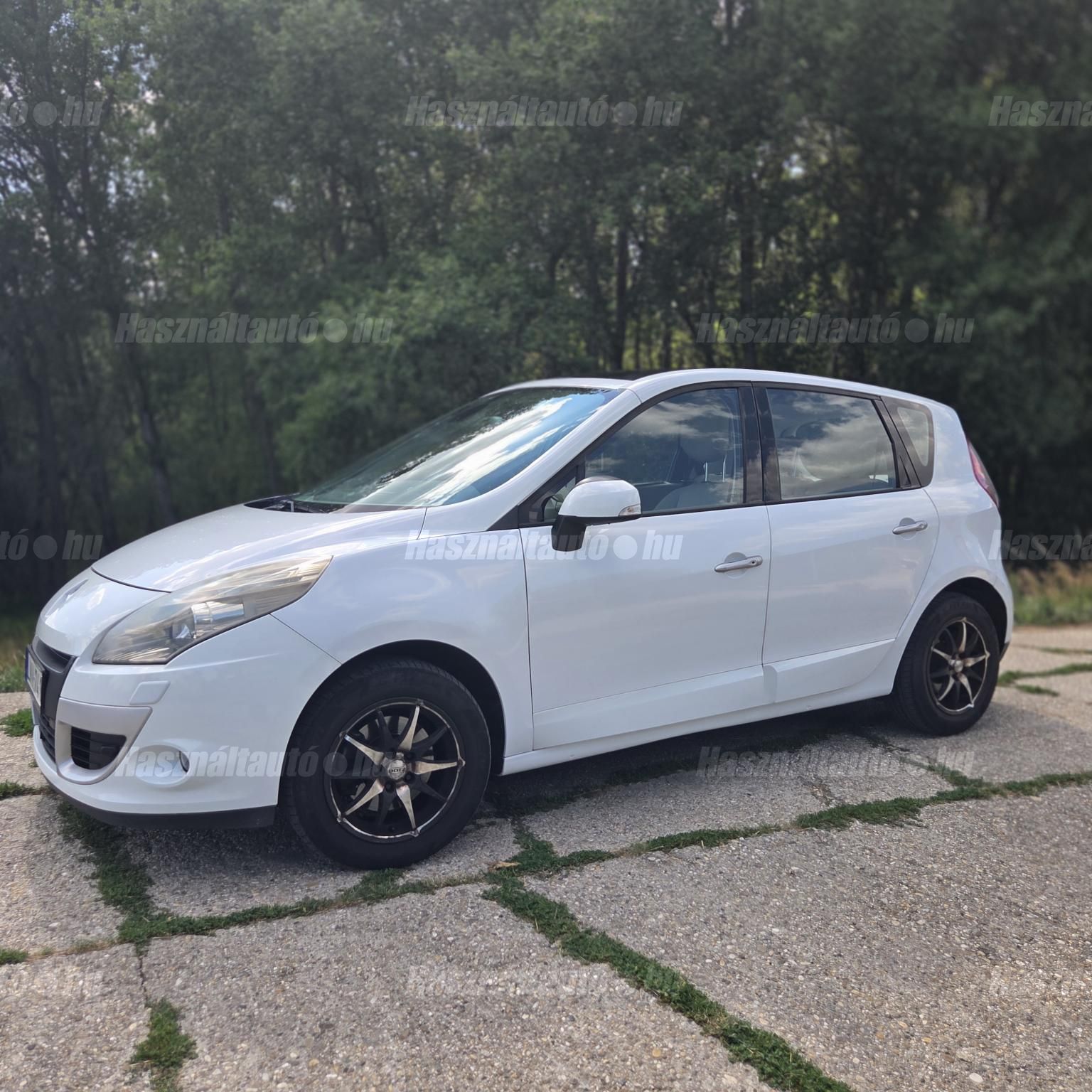 RENAULT SCENIC 2009/11 - 1