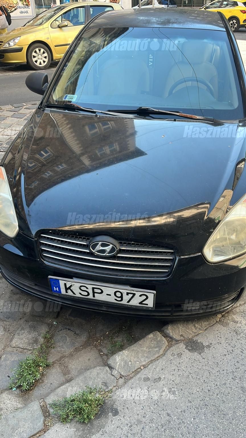 HYUNDAI ACCENT 2007/9 - 1