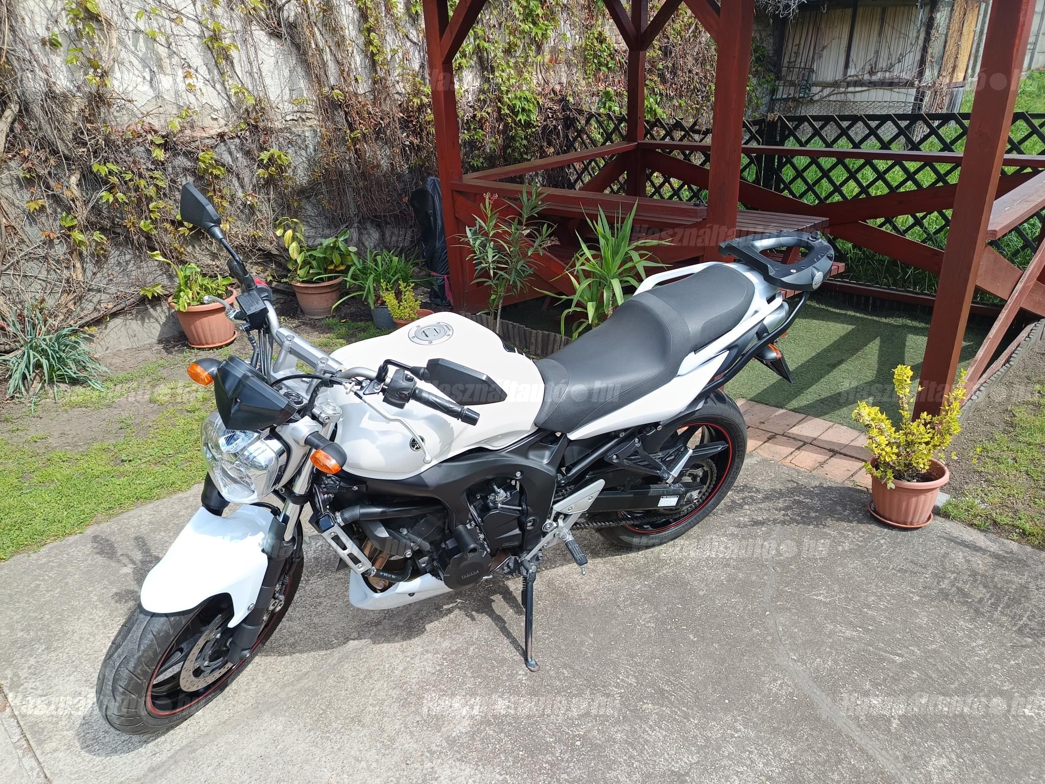 YAMAHA FZ6-N 2007/4 - 1