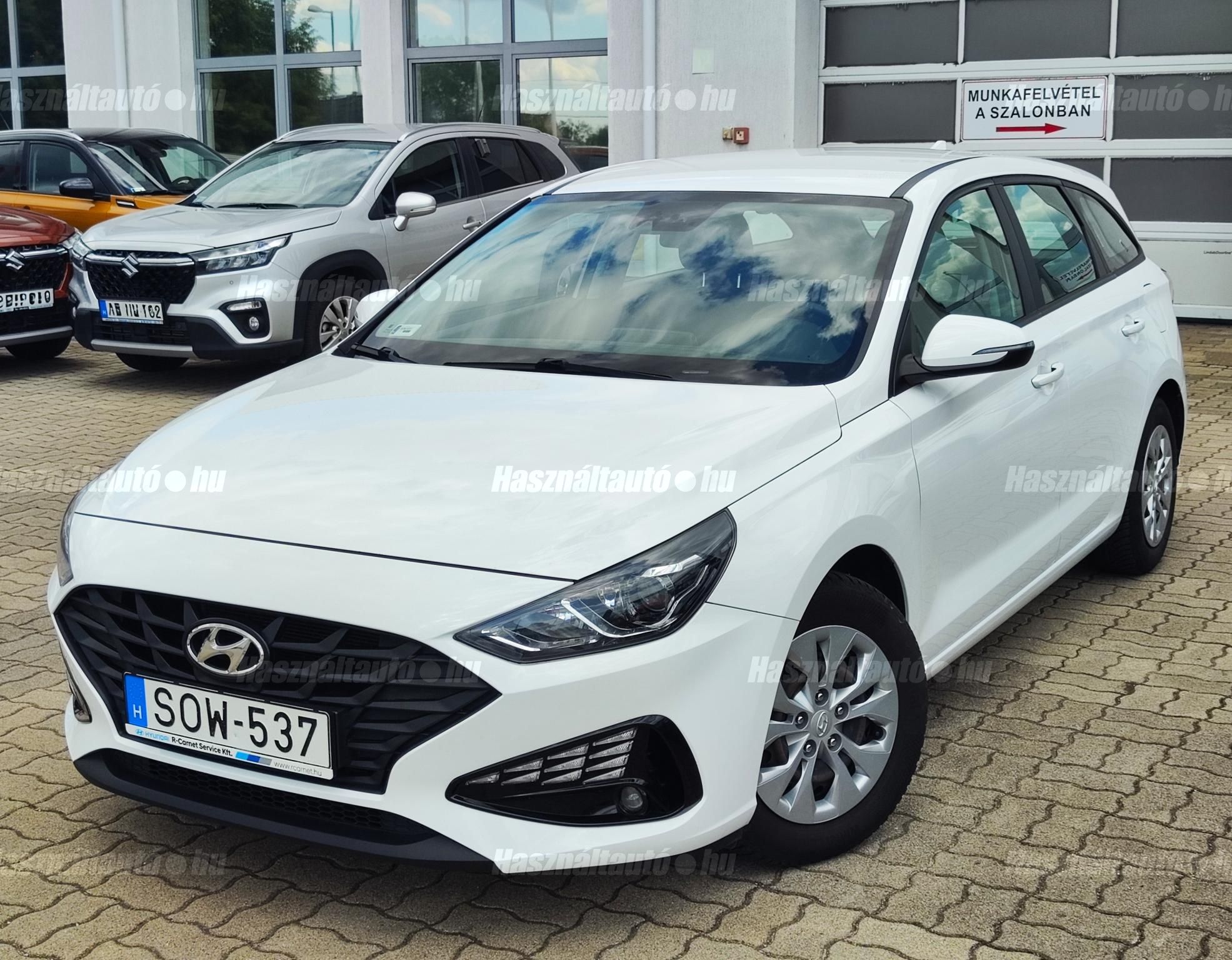 HYUNDAI I30 2021/3 - 1