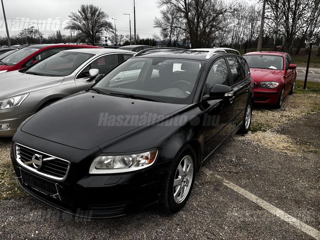 VOLVO V50 2011/6 - 1