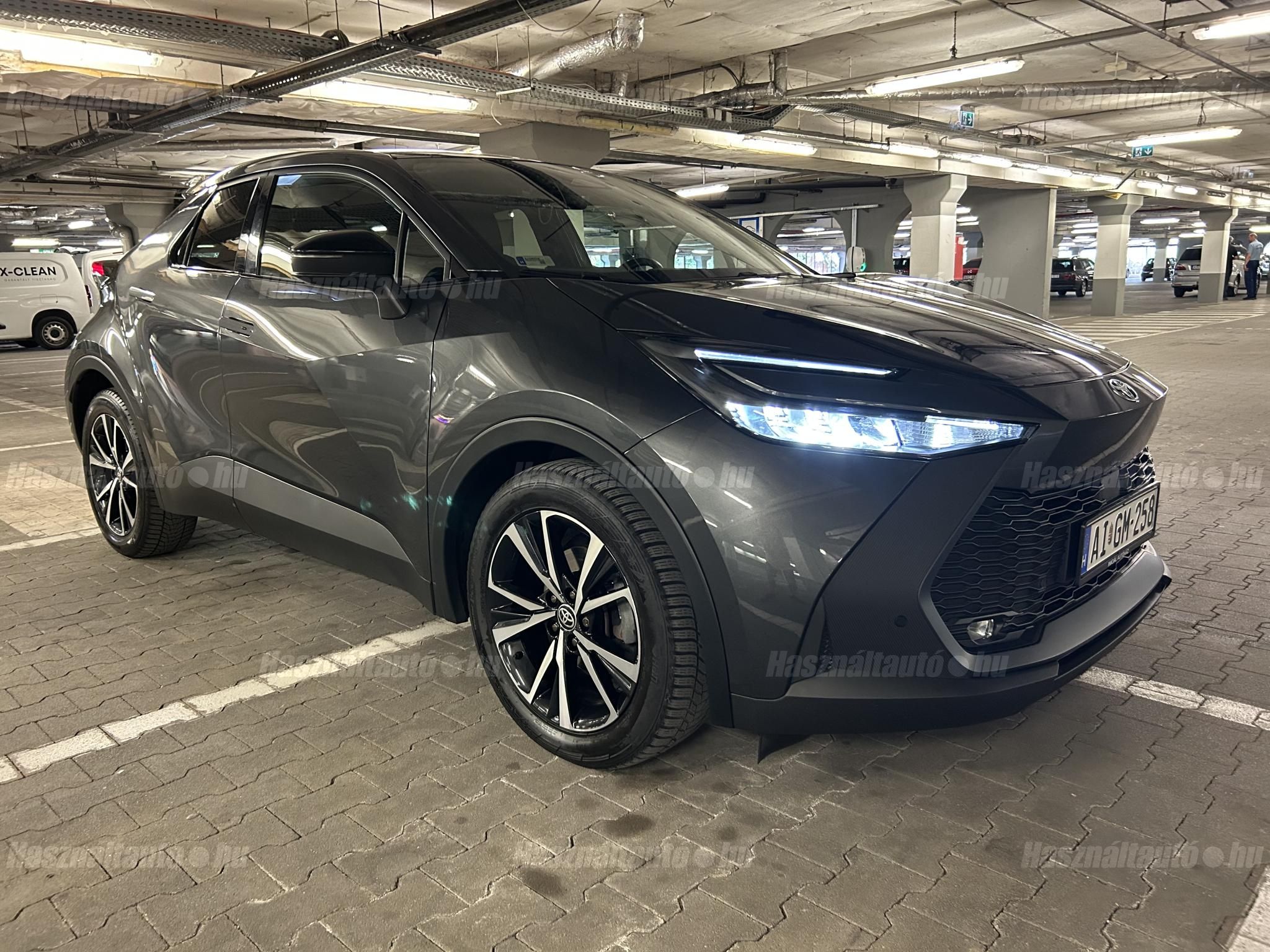 TOYOTA C-HR 2024/11 - 1