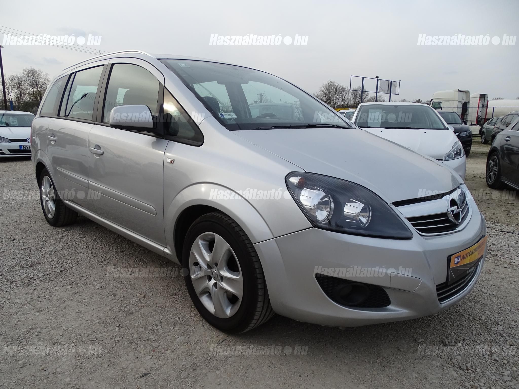OPEL ZAFIRA B 2012/11 - 1