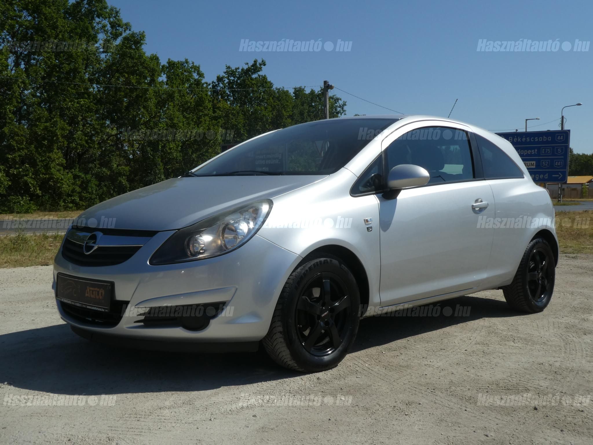 OPEL CORSA D 2010/3 - 1