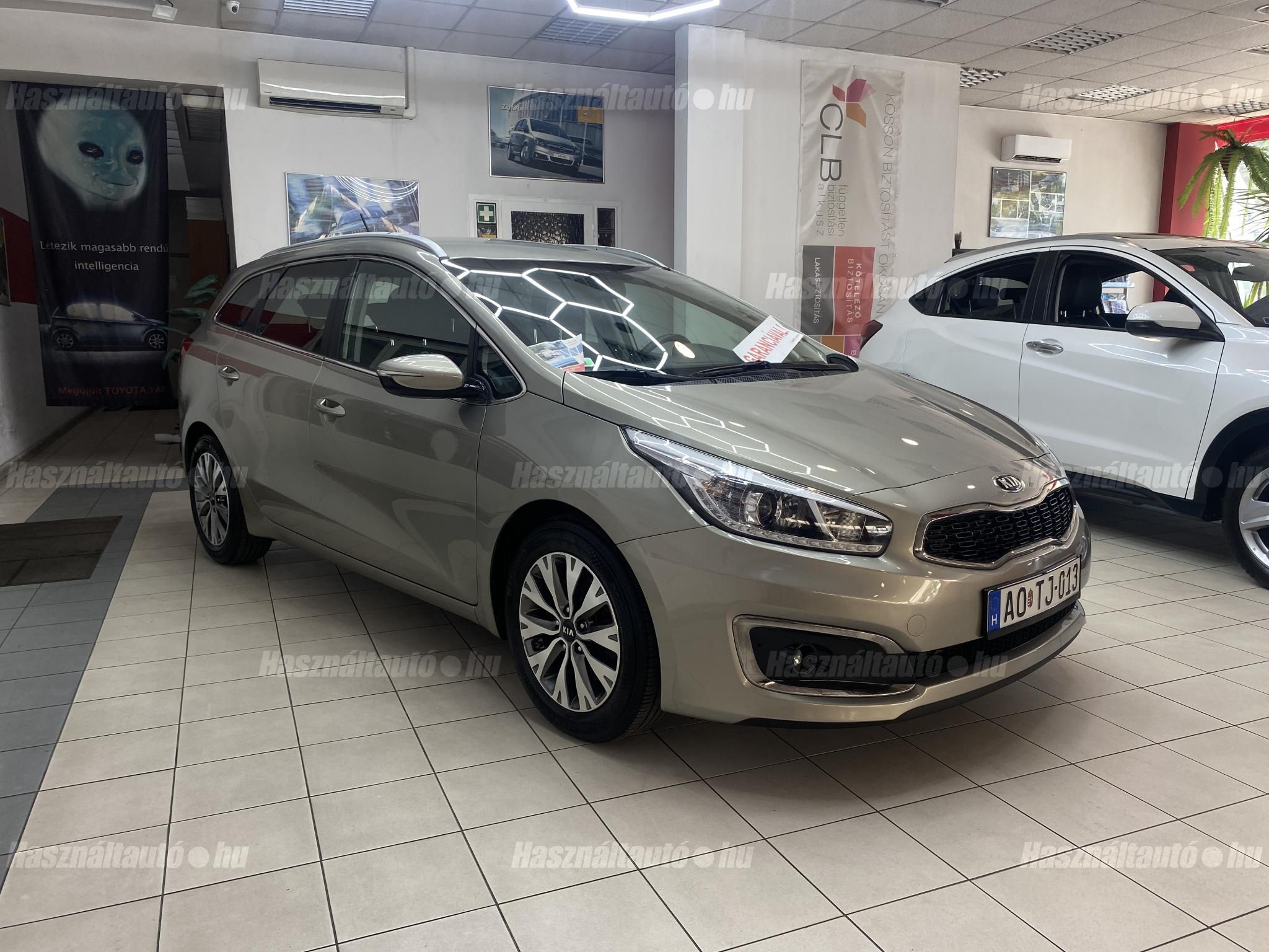 KIA CEE'D 2016/12 - 1
