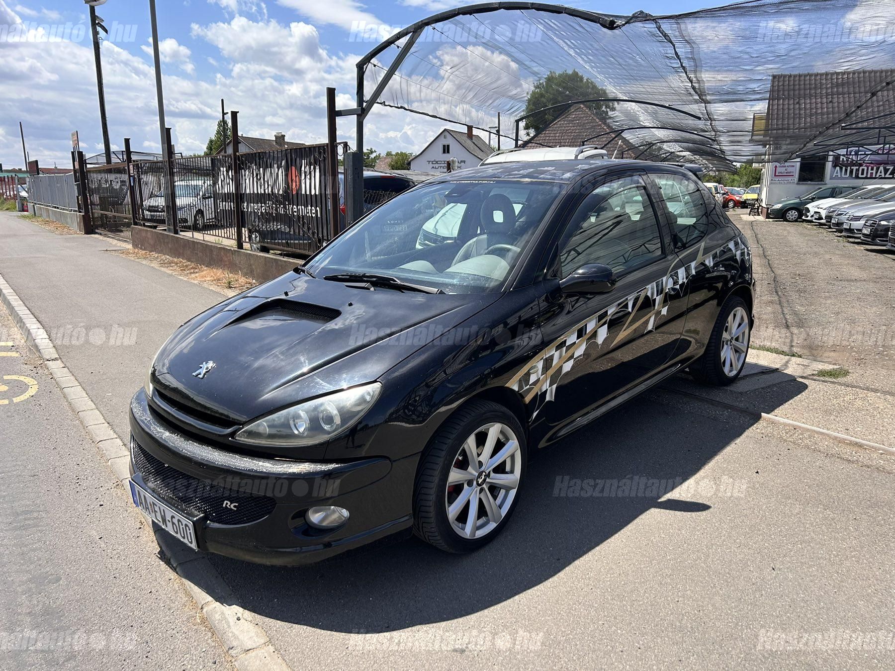 PEUGEOT 206 2004/8 - 1