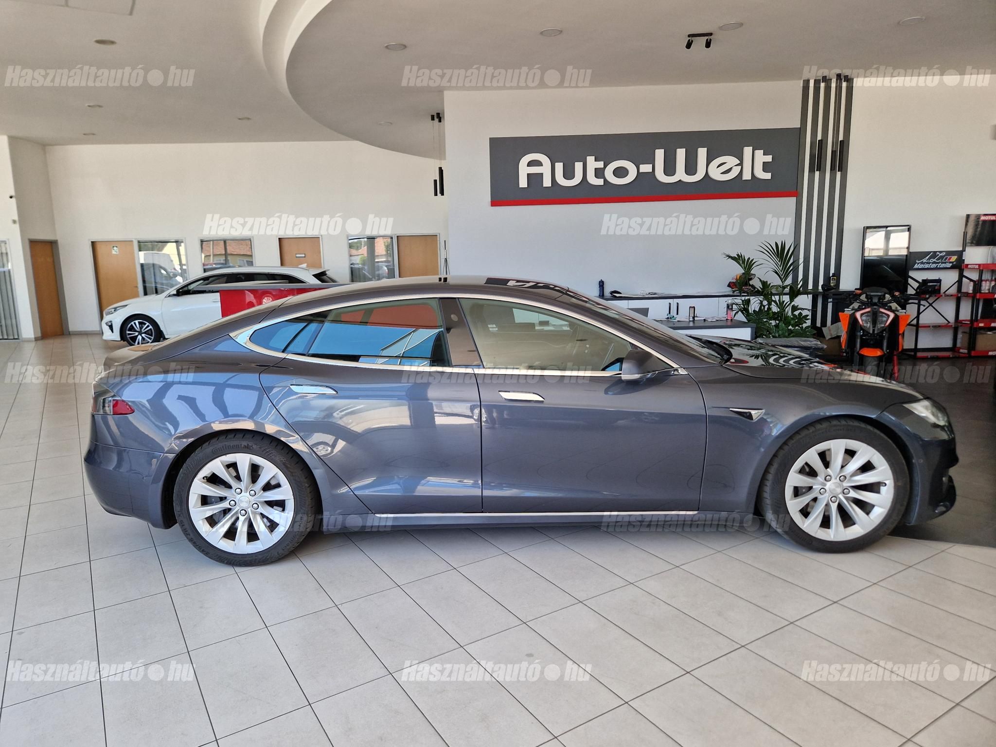 TESLA MODEL S 2020/9 - 1