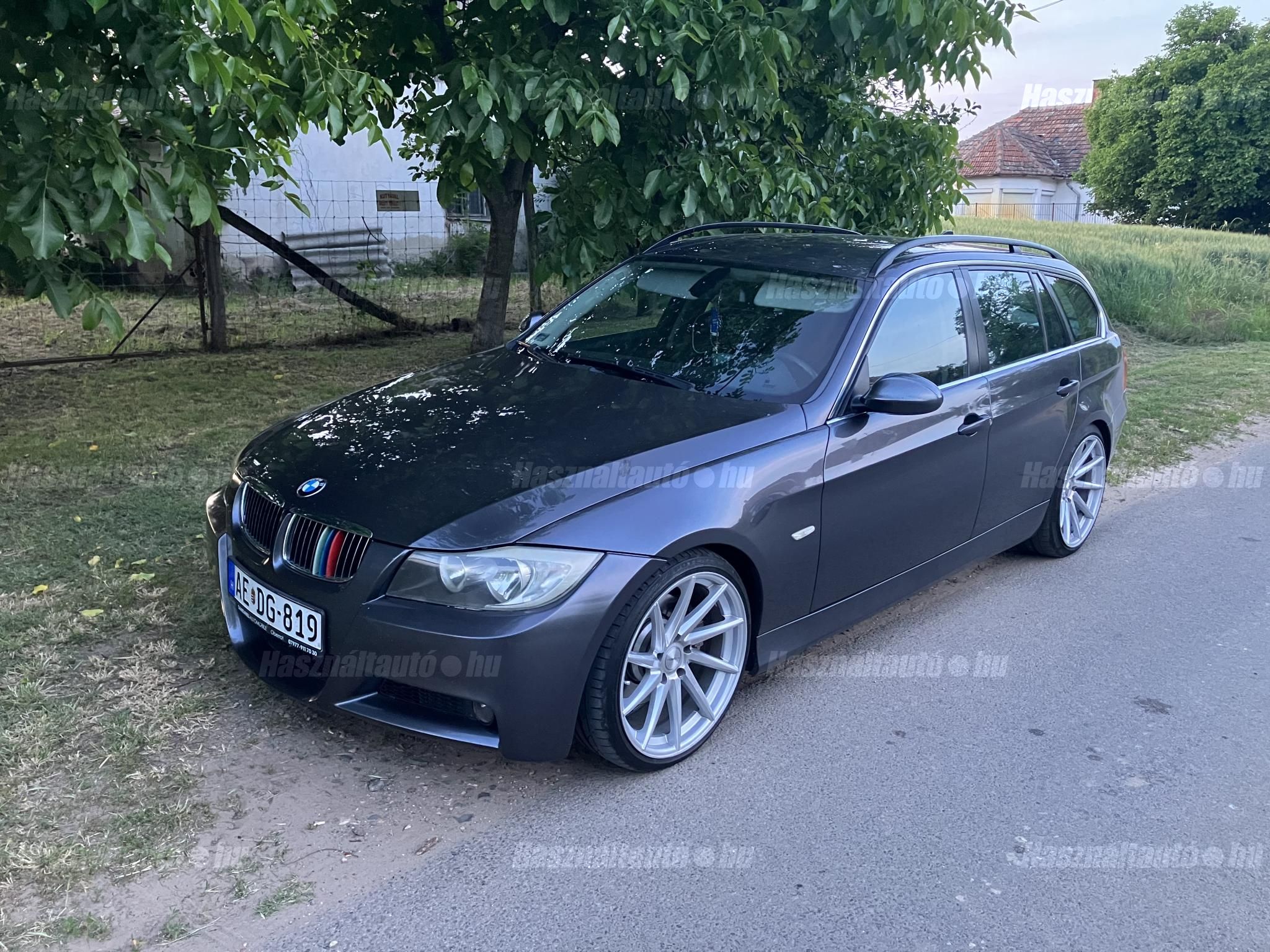 BMW 325 2007/7 - 1