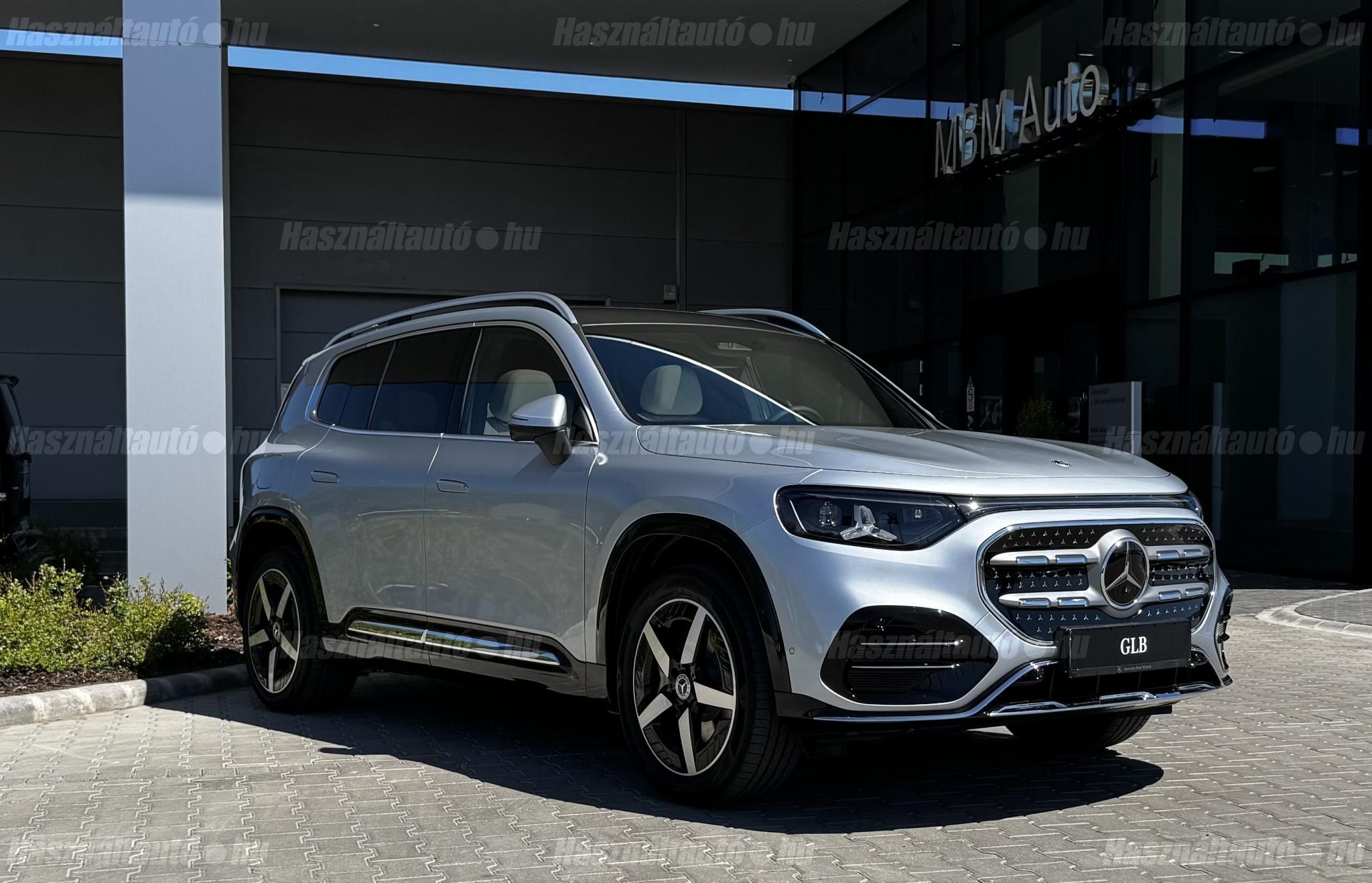 MERCEDES-BENZ GLB 250 2026/5 - 1