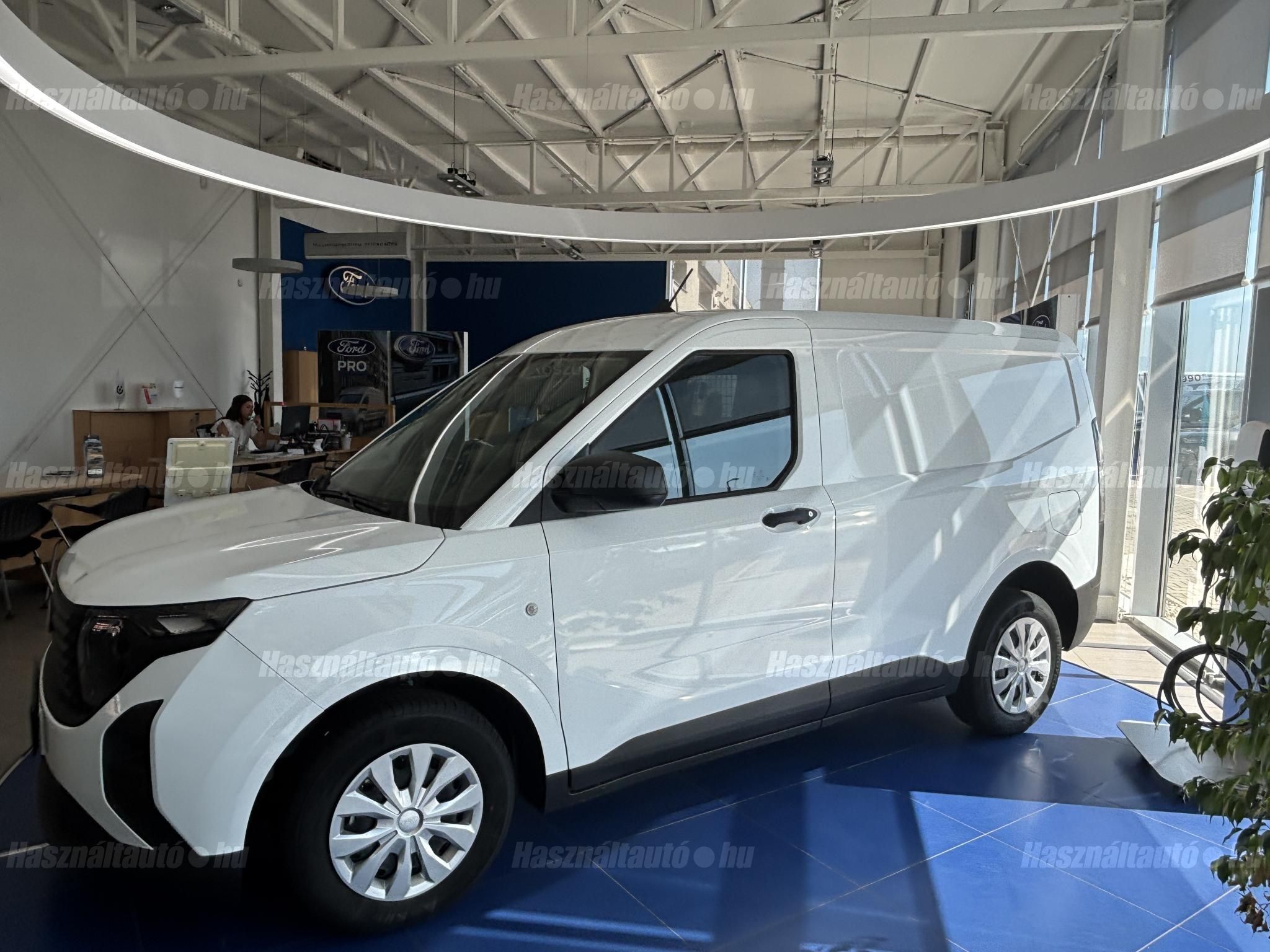 FORD COURIER 2026 - 1