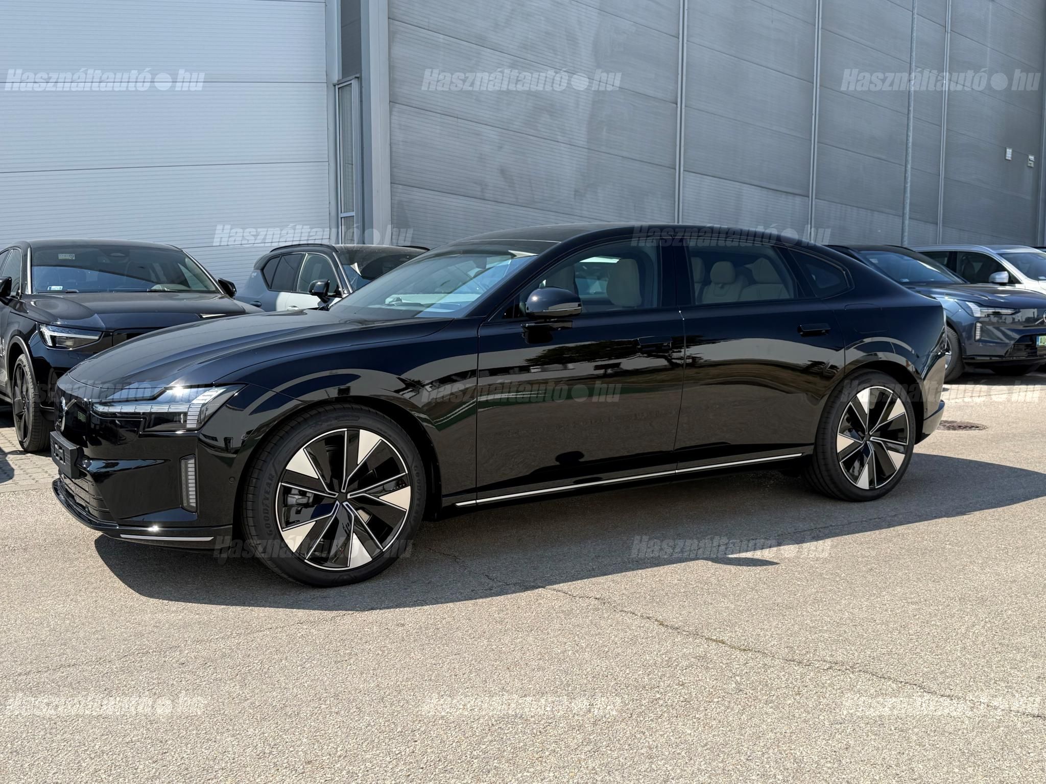 VOLVO ES90 2026/8 - 1