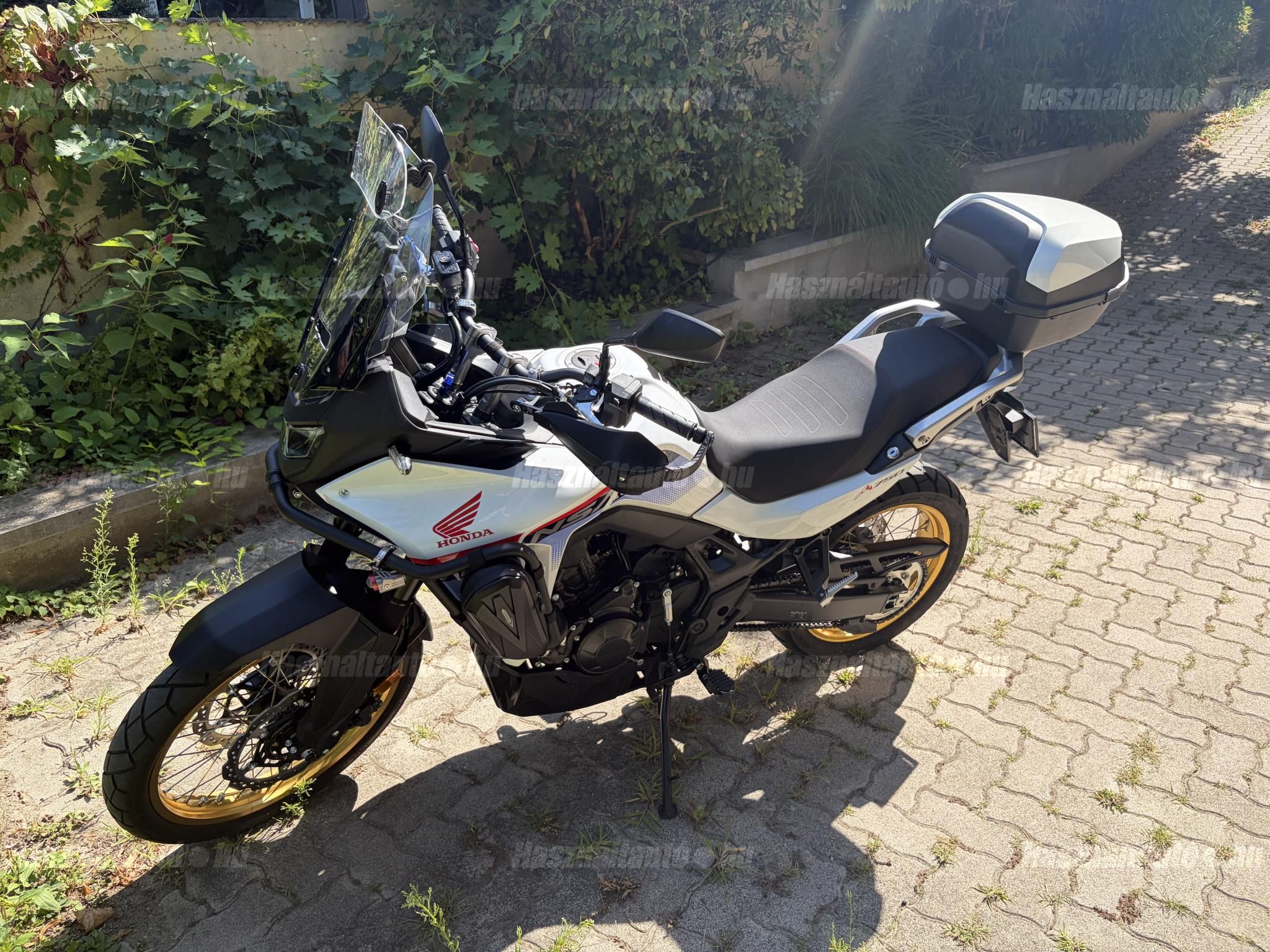 HONDA XL 750 2025 - 1