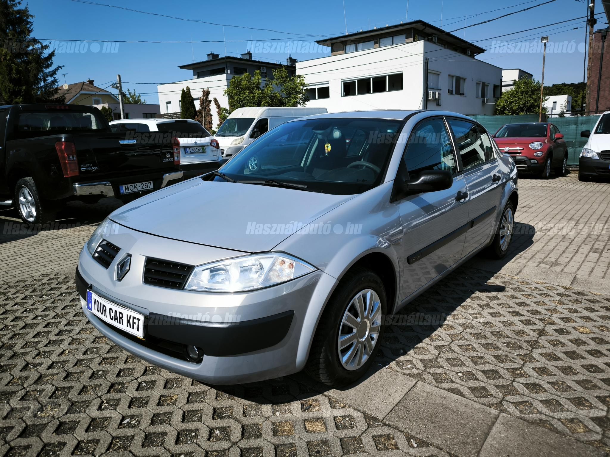 RENAULT MEGANE 2004/2 - 1