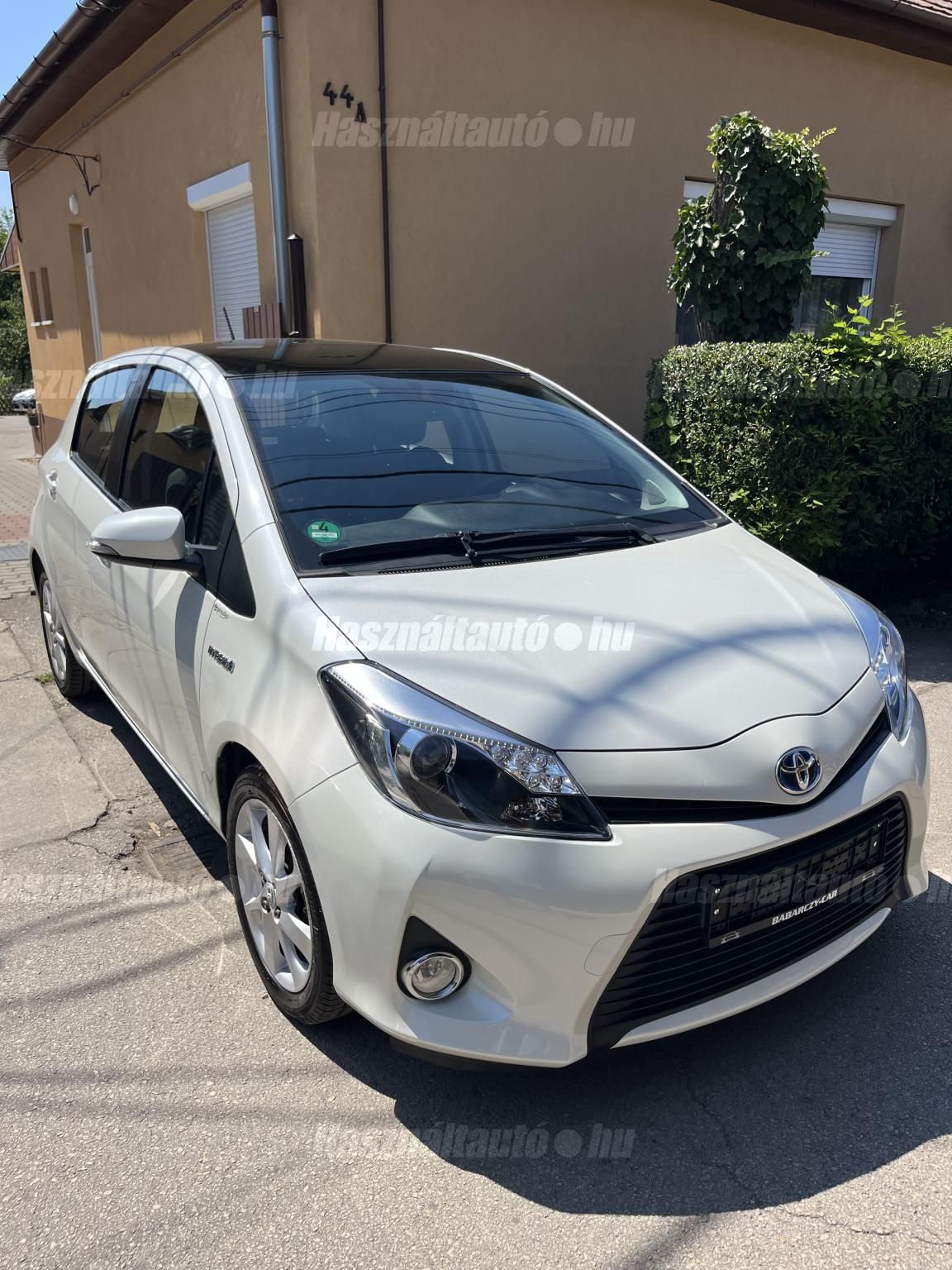 TOYOTA YARIS 2012/8 - 1