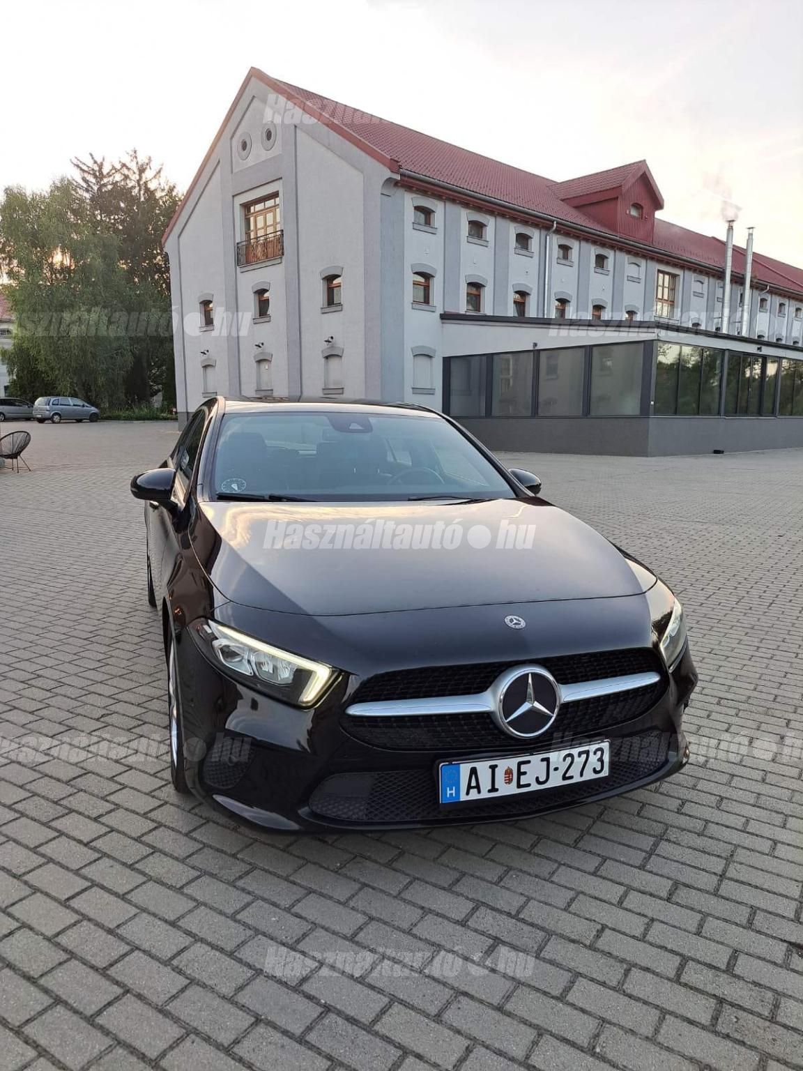 MERCEDES-BENZ A 220 2020/10 - 1