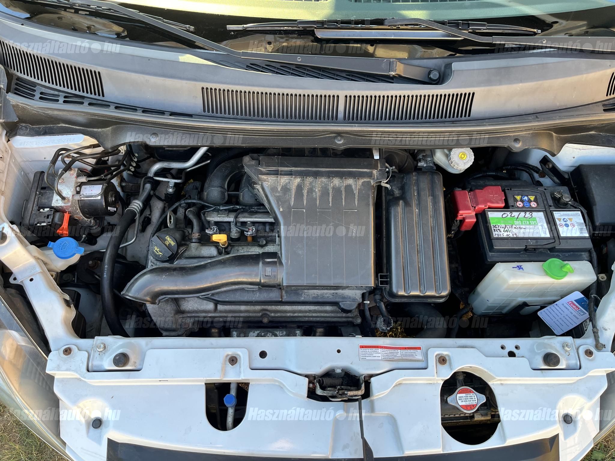 SUZUKI SPLASH 2009/6 - 1
