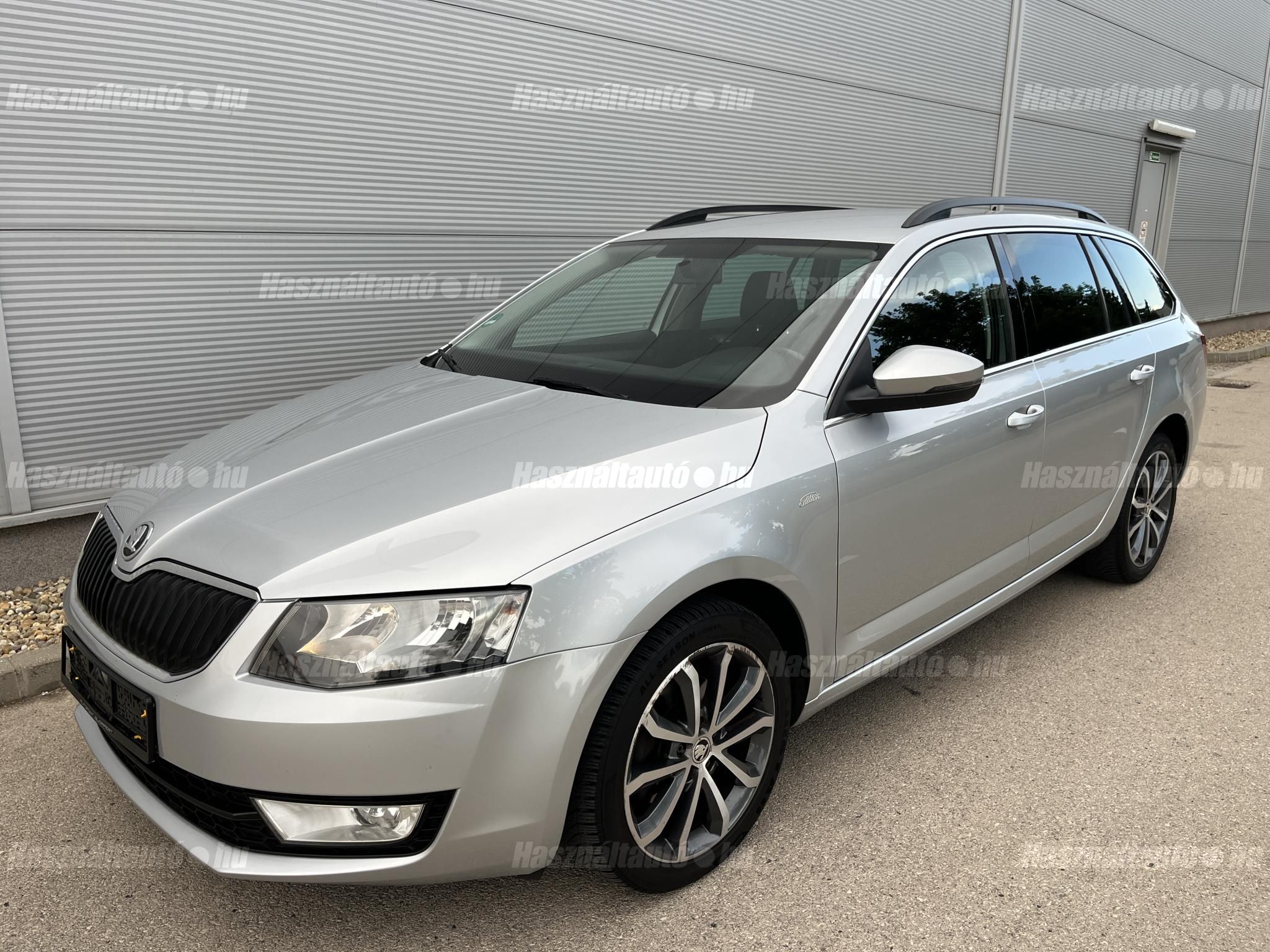 SKODA OCTAVIA 2015/8 - 1