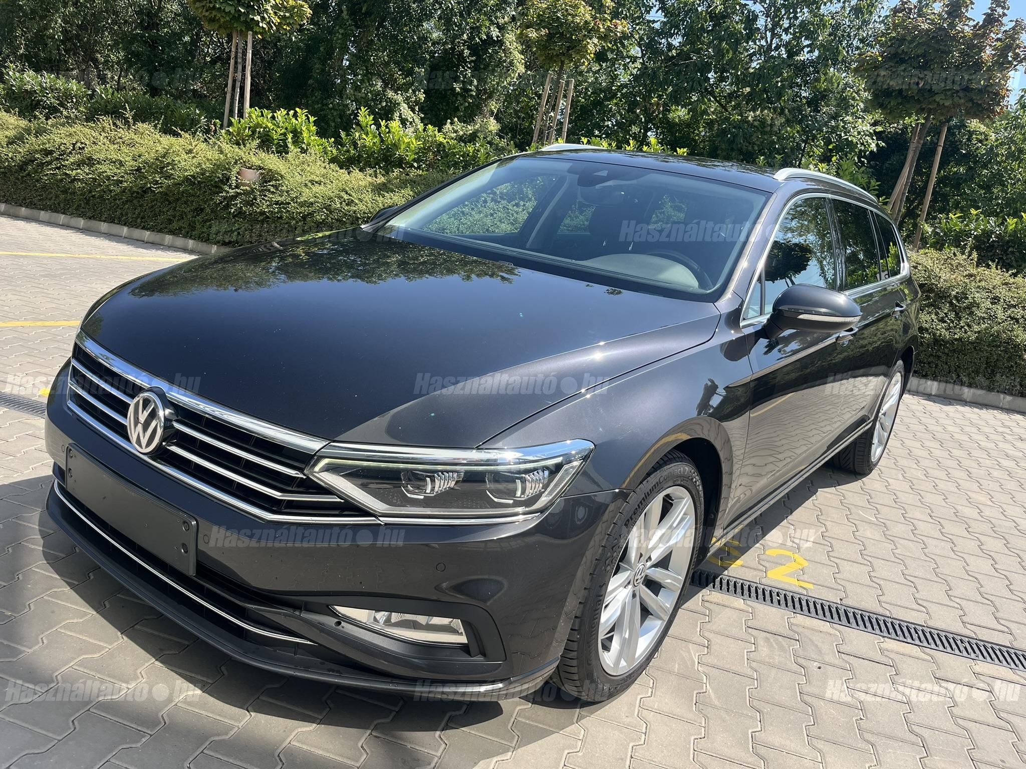 VOLKSWAGEN PASSAT 2020/3 - 1