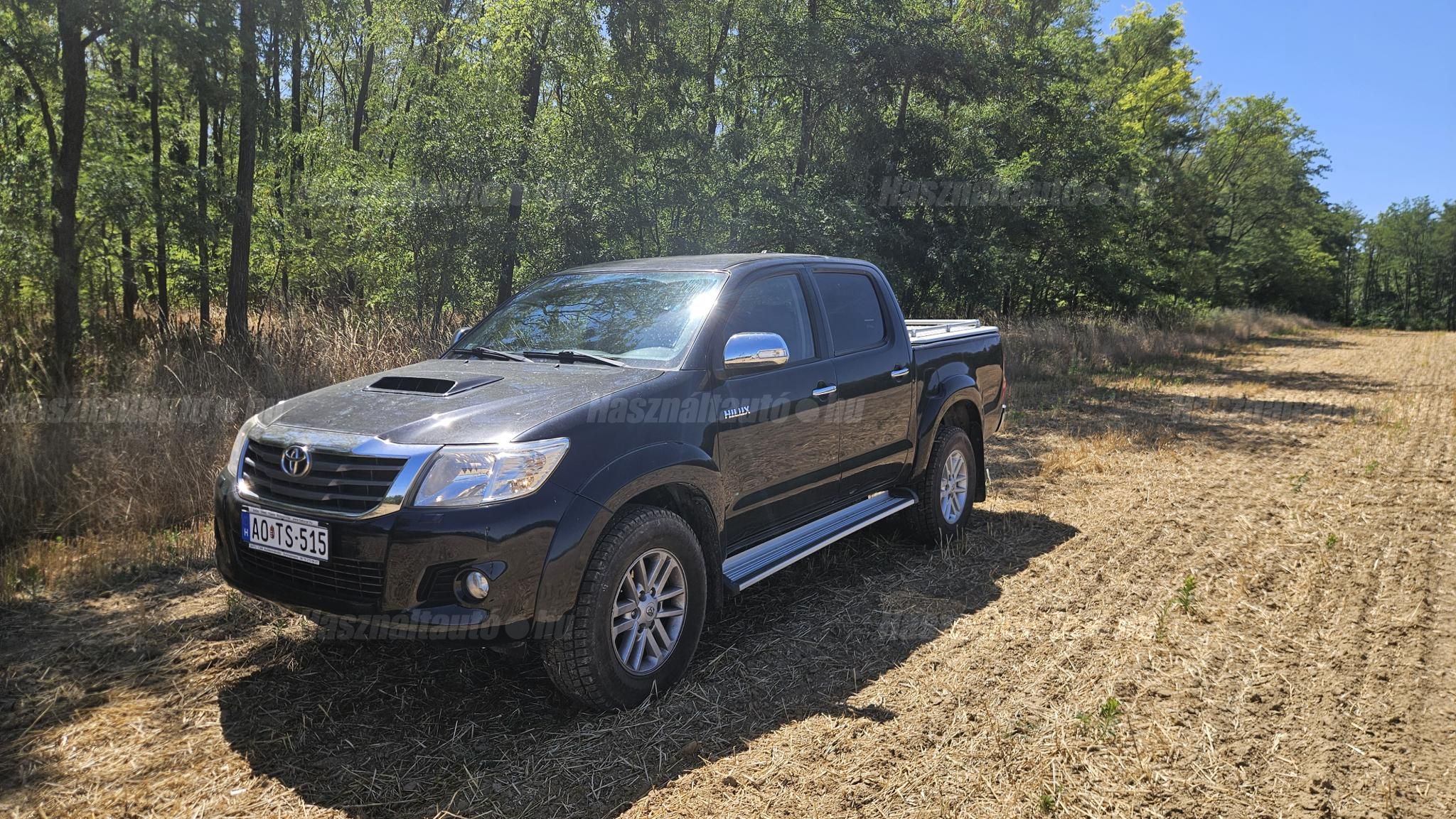 TOYOTA HILUX 2012 - 1