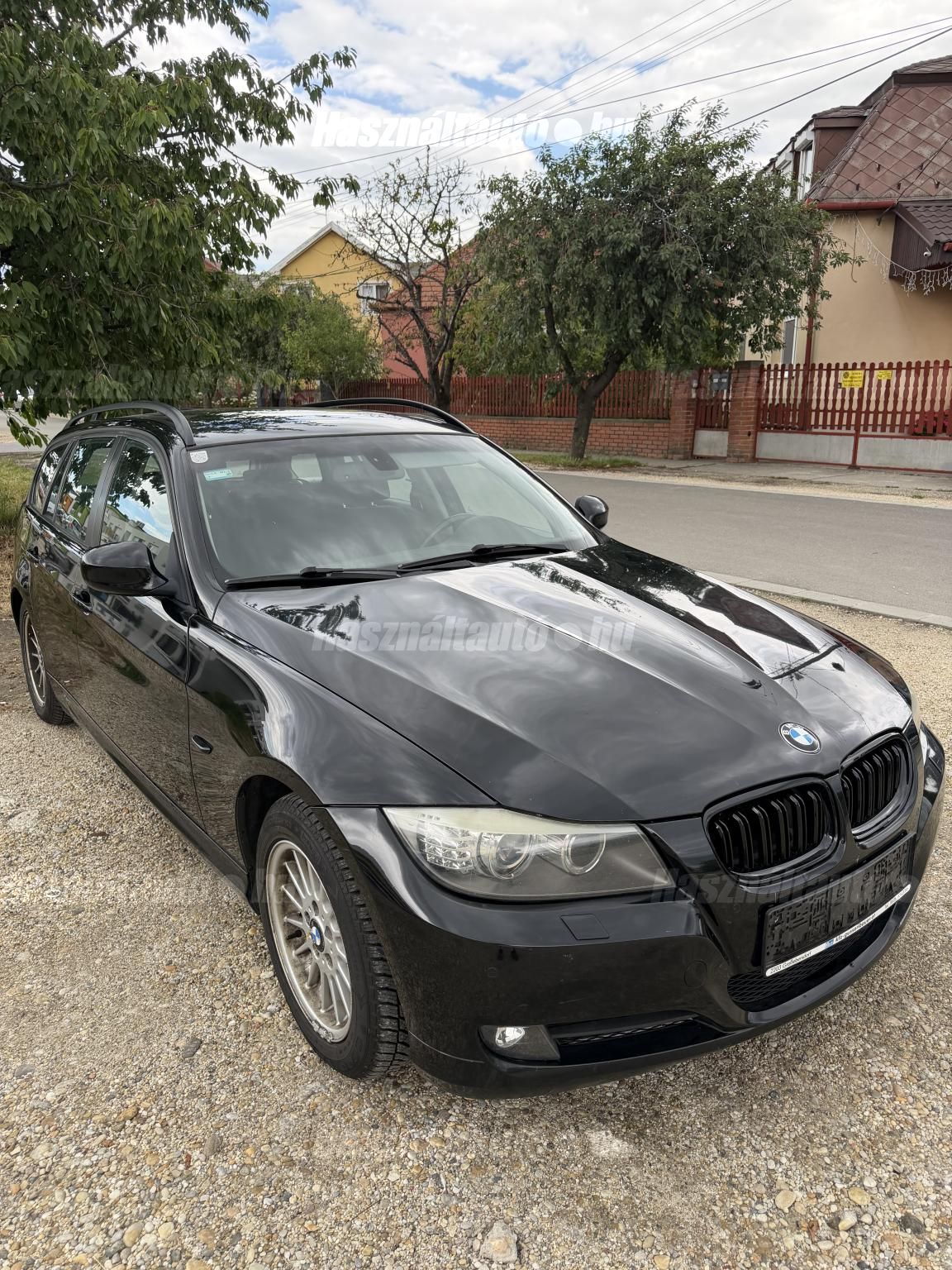 BMW 318 2009/11 - 1