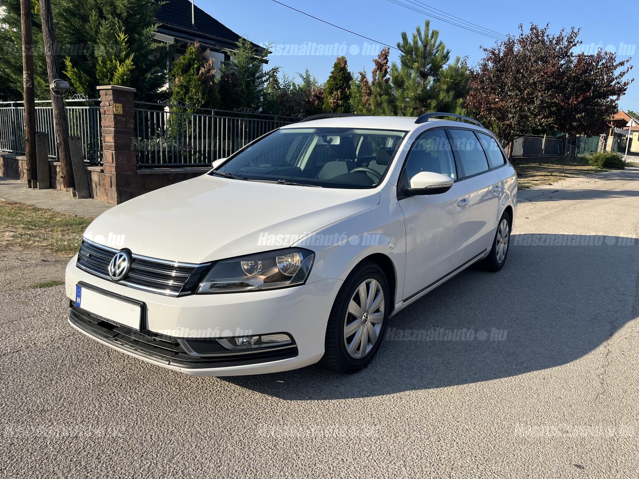 VOLKSWAGEN PASSAT 2013/7 - 1