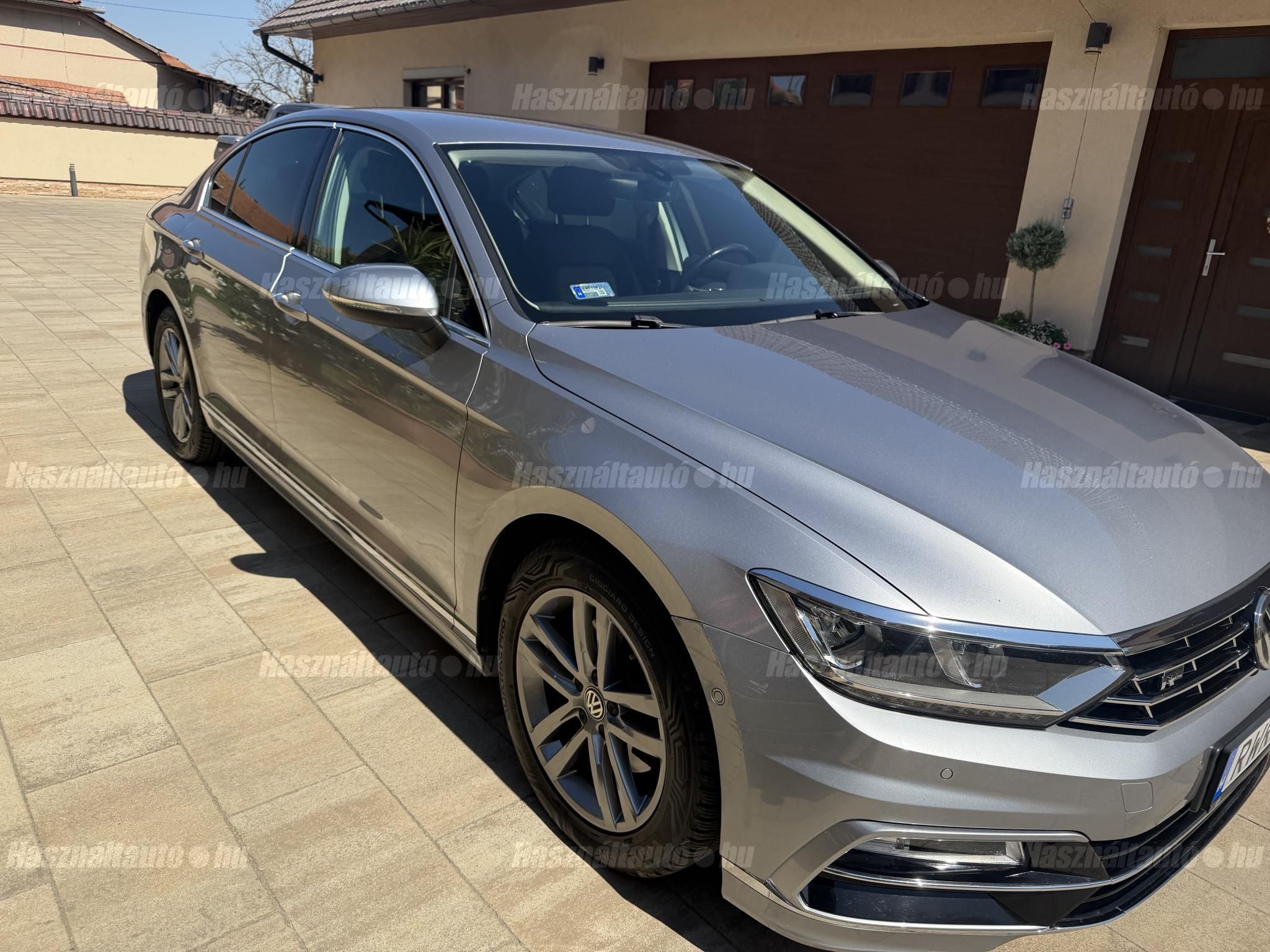 VOLKSWAGEN PASSAT VIII 2019/11 - 1