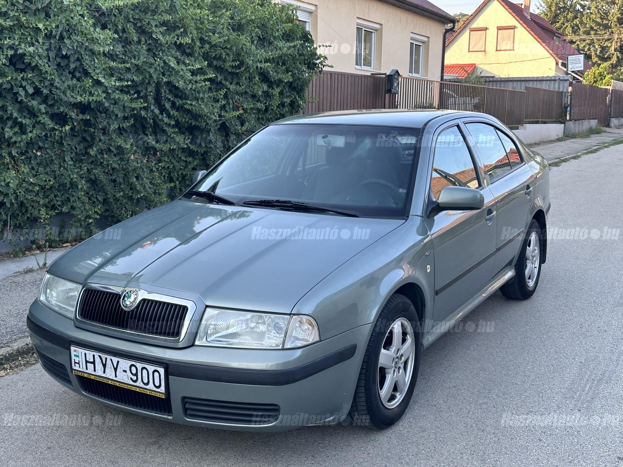 SKODA OCTAVIA 2001 - 1