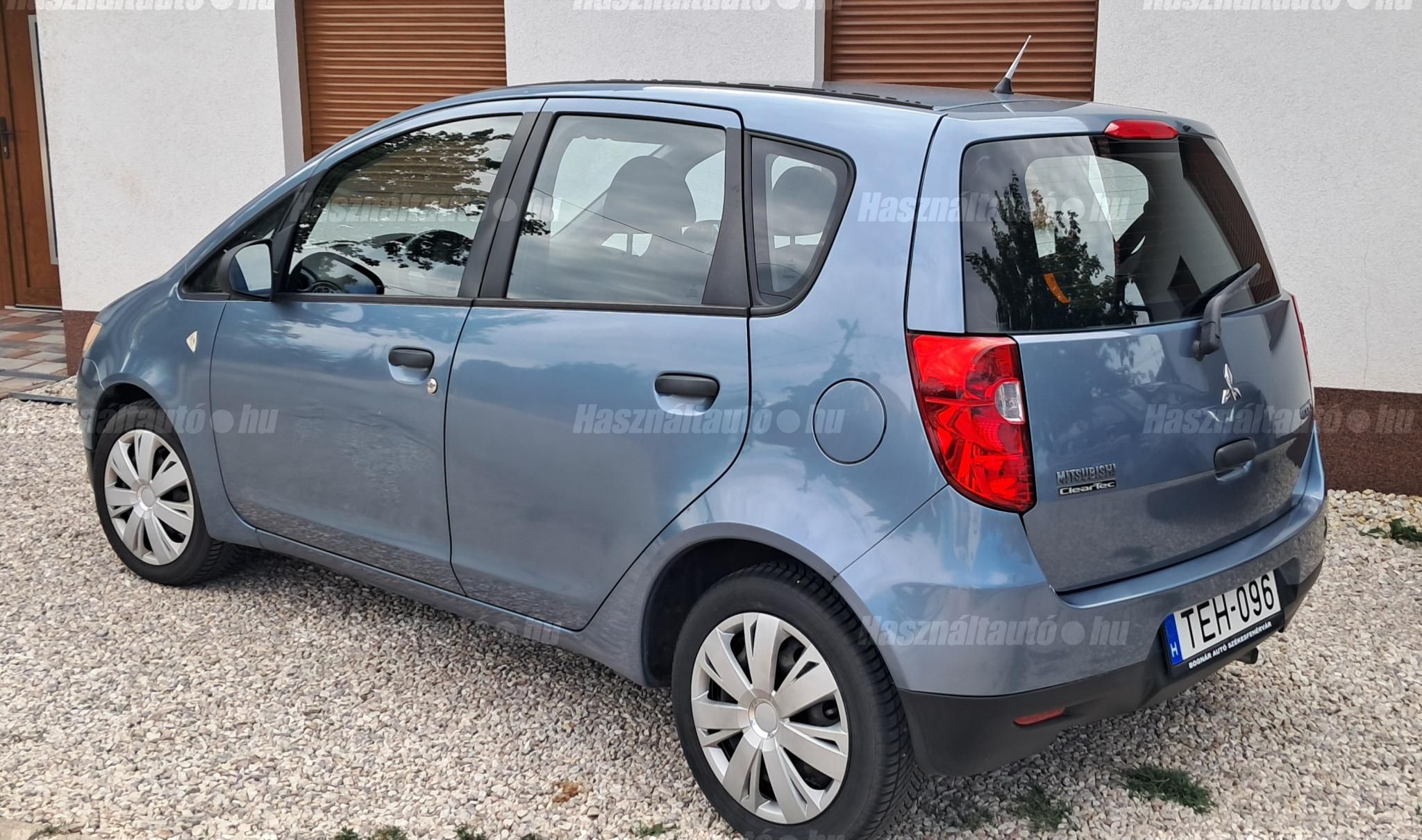 MITSUBISHI COLT 2010/10 - 1