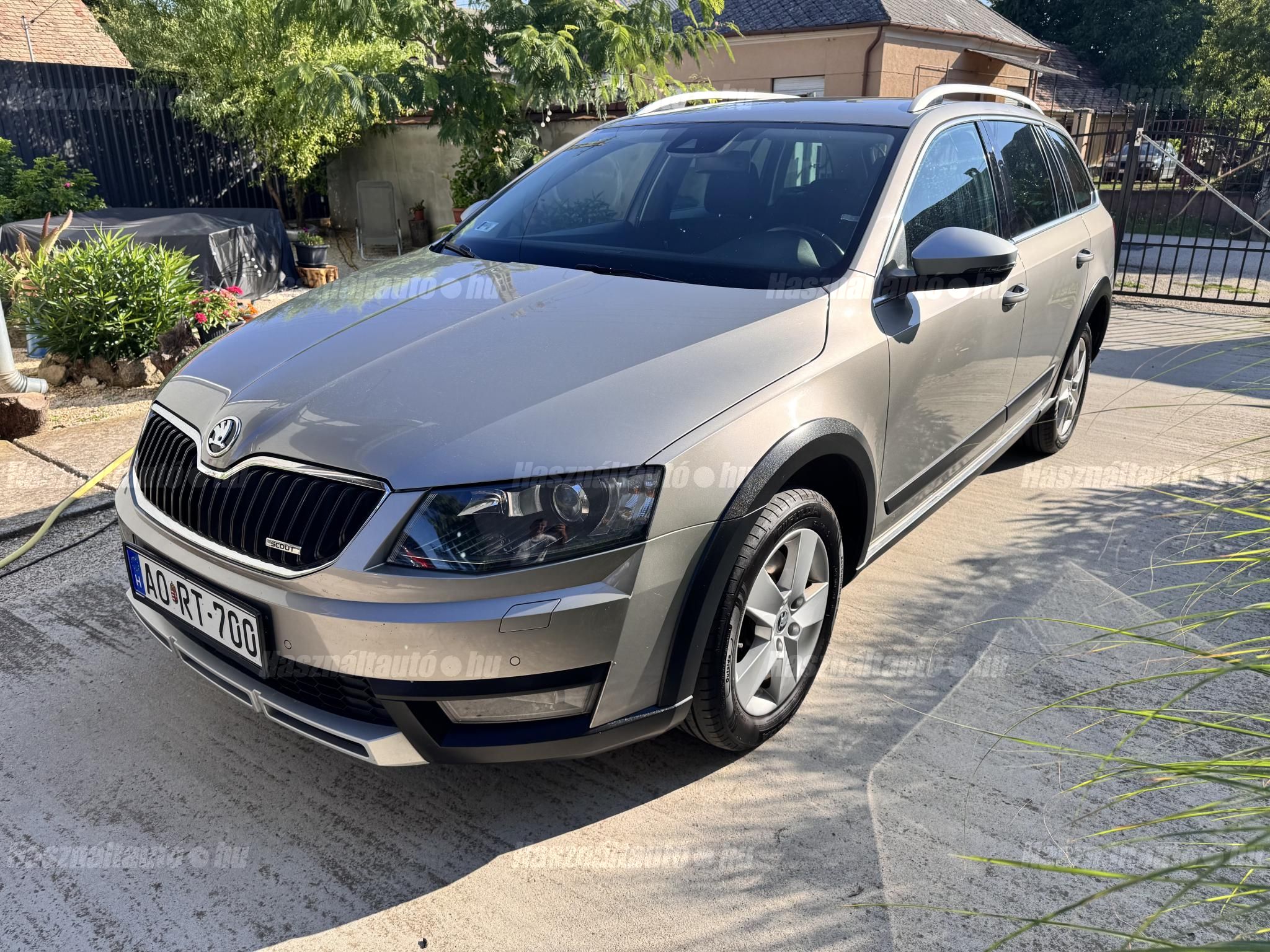 SKODA OCTAVIA 2015/10 - 1