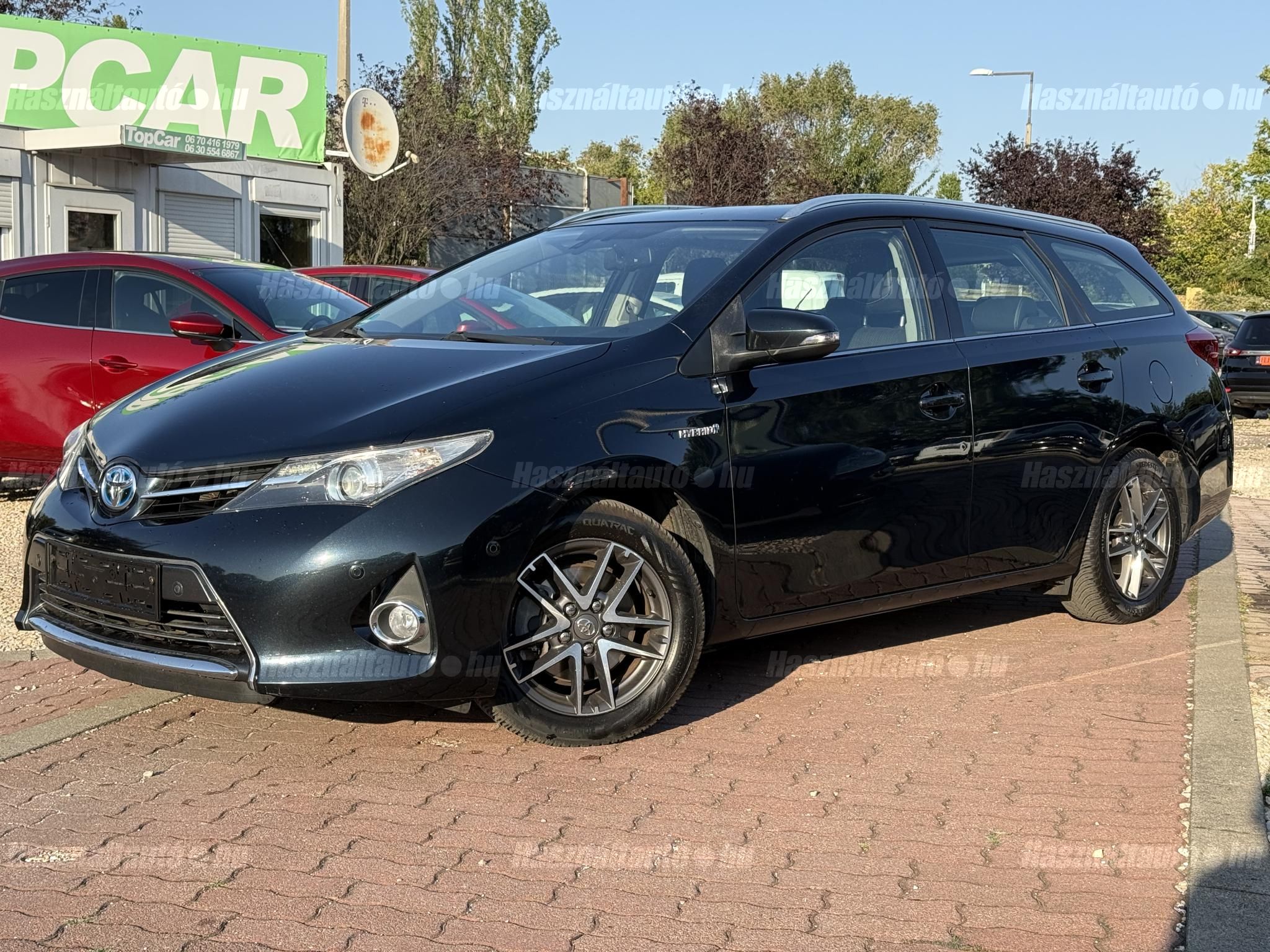 TOYOTA AURIS 2013/9 - 1
