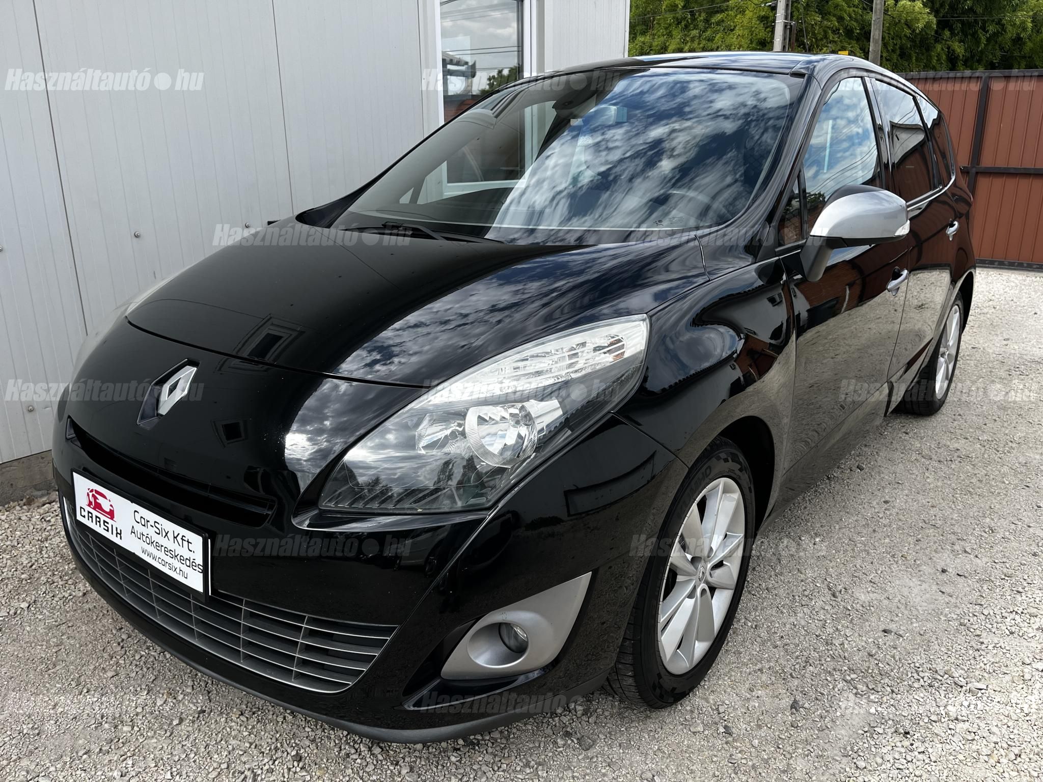 RENAULT GRAND SCENIC 2010/11 - 1