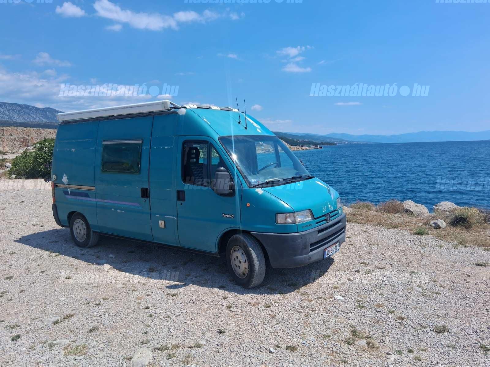 PEUGEOT 1999/2 - 1