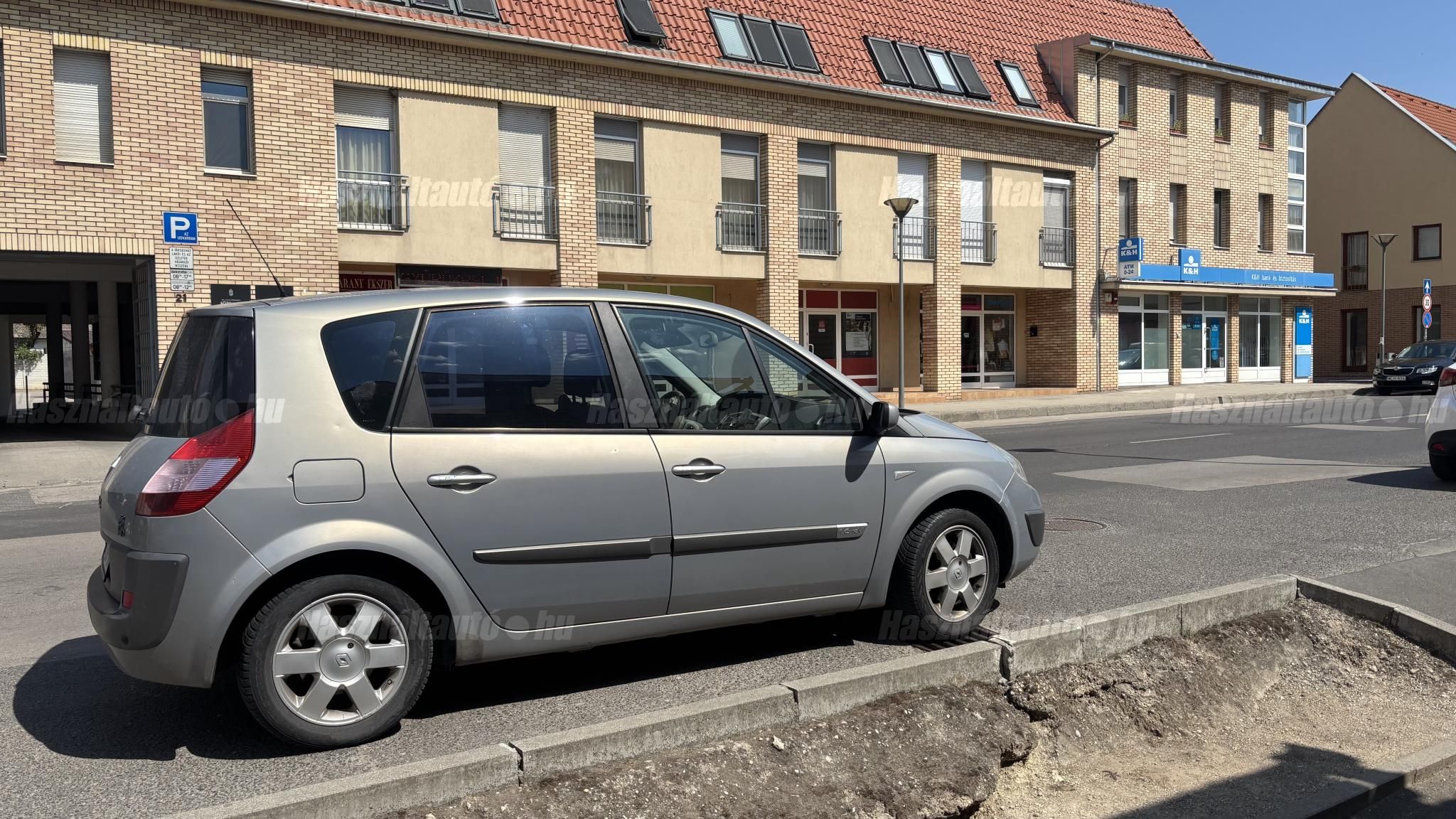 RENAULT SCENIC 2003/12 - 1