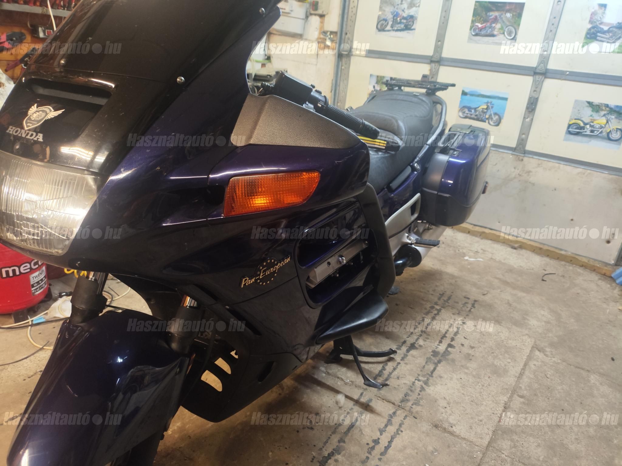 HONDA ST 1100 PAN EUROPEAN 1995 - 1