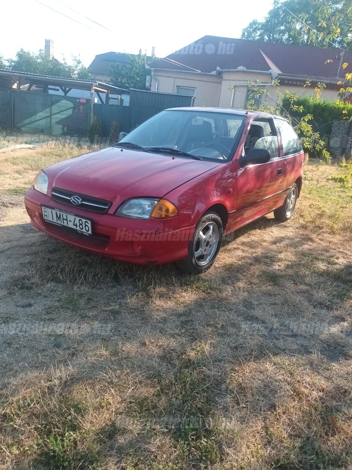 SUZUKI SWIFT 2002/8 - 1