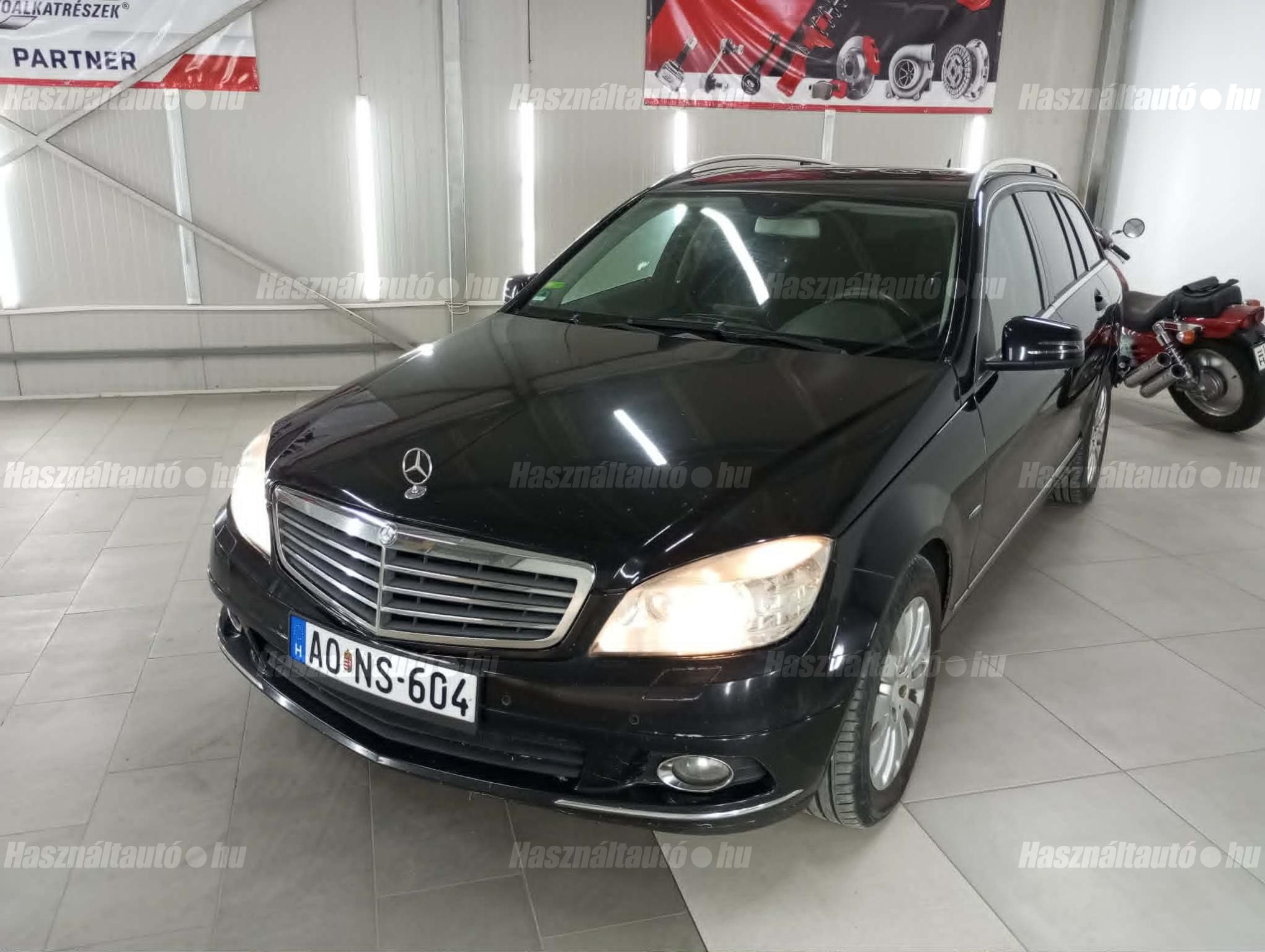 MERCEDES-BENZ C 220 2010/11 - 1