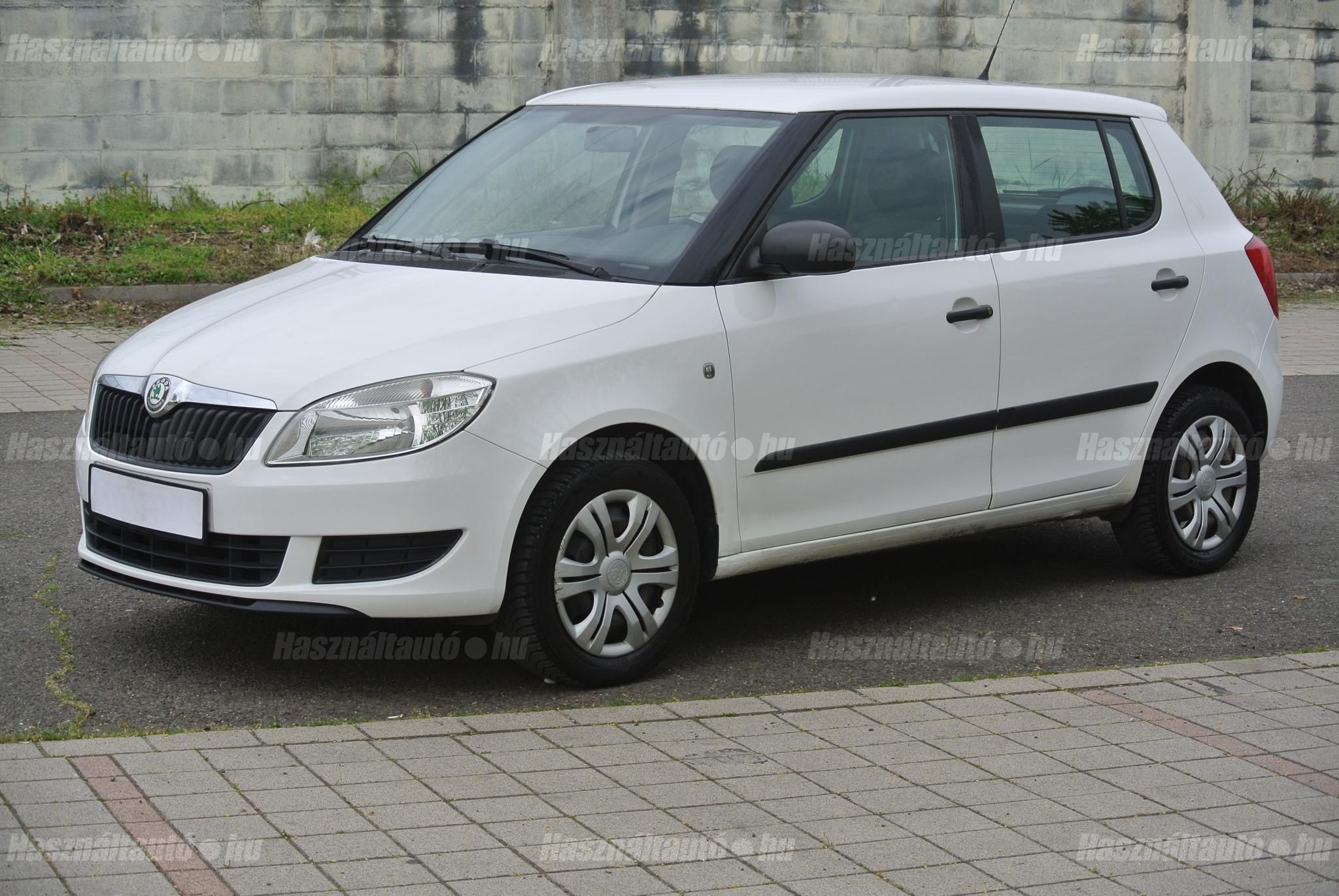 SKODA FABIA 2010/9 - 1