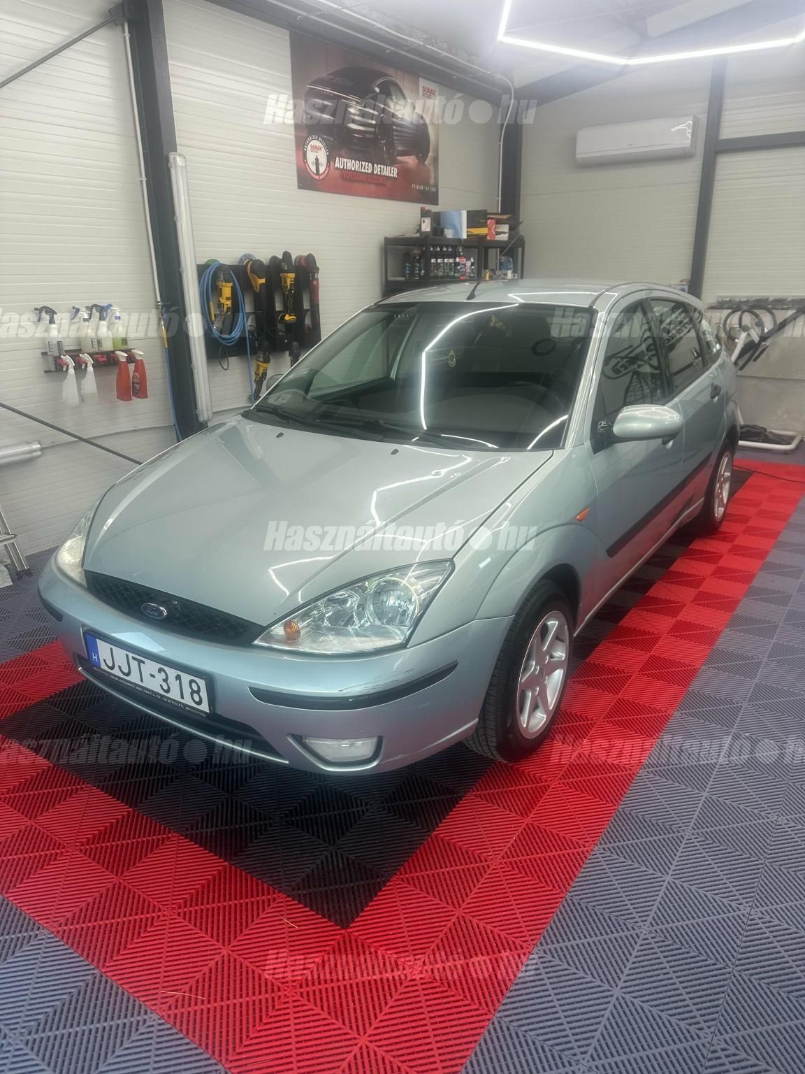 FORD FOCUS 2004 - 1