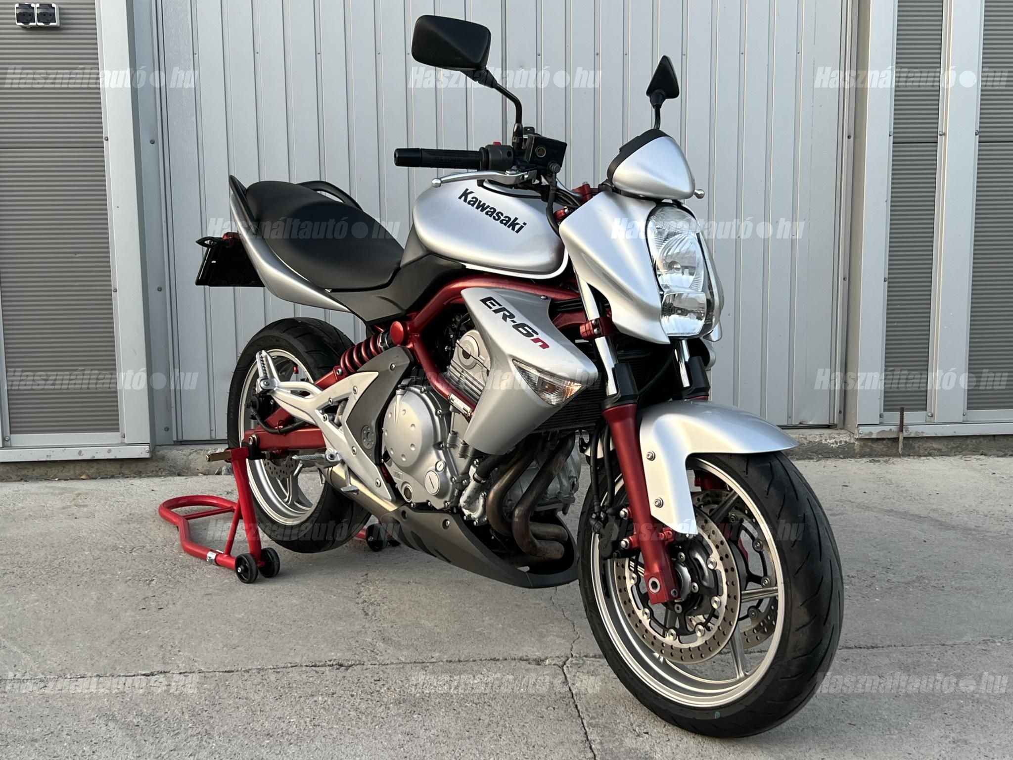 KAWASAKI ER-6N 2007/9 - 1