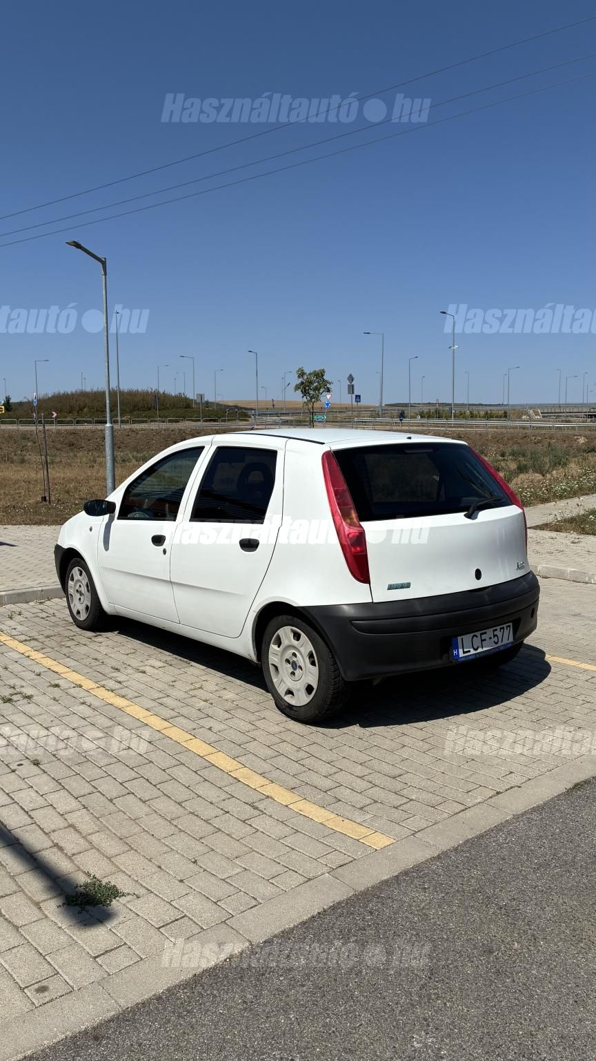FIAT PUNTO 2001/10 - 1