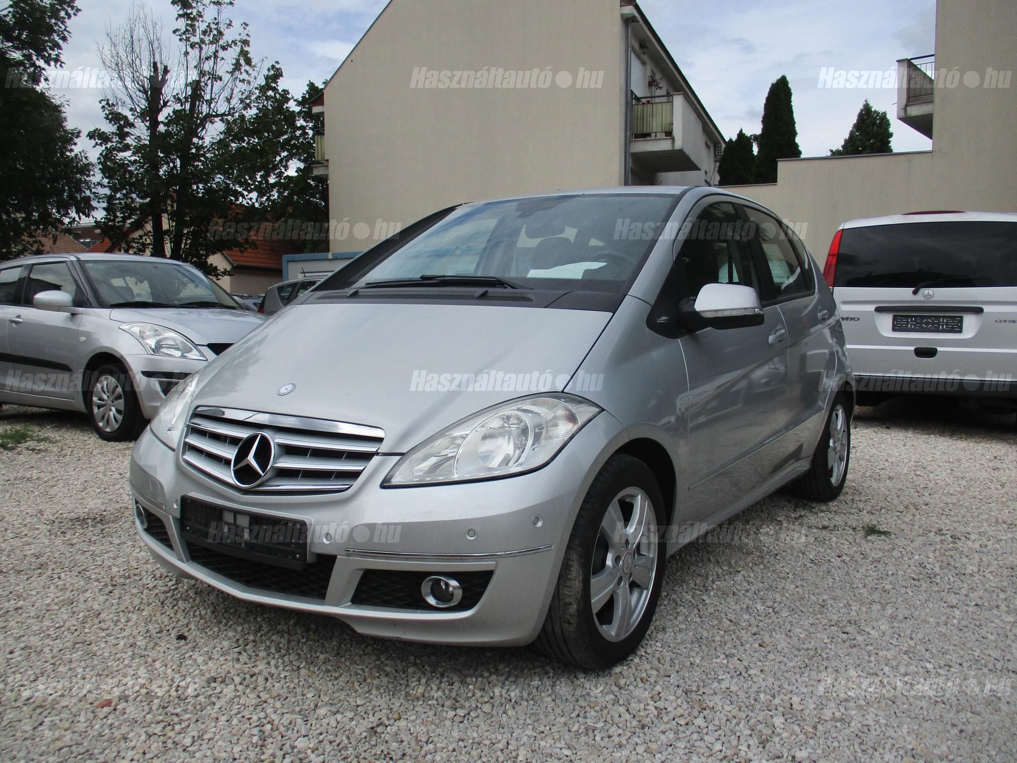 MERCEDES-BENZ A 160 2010/5 - 1