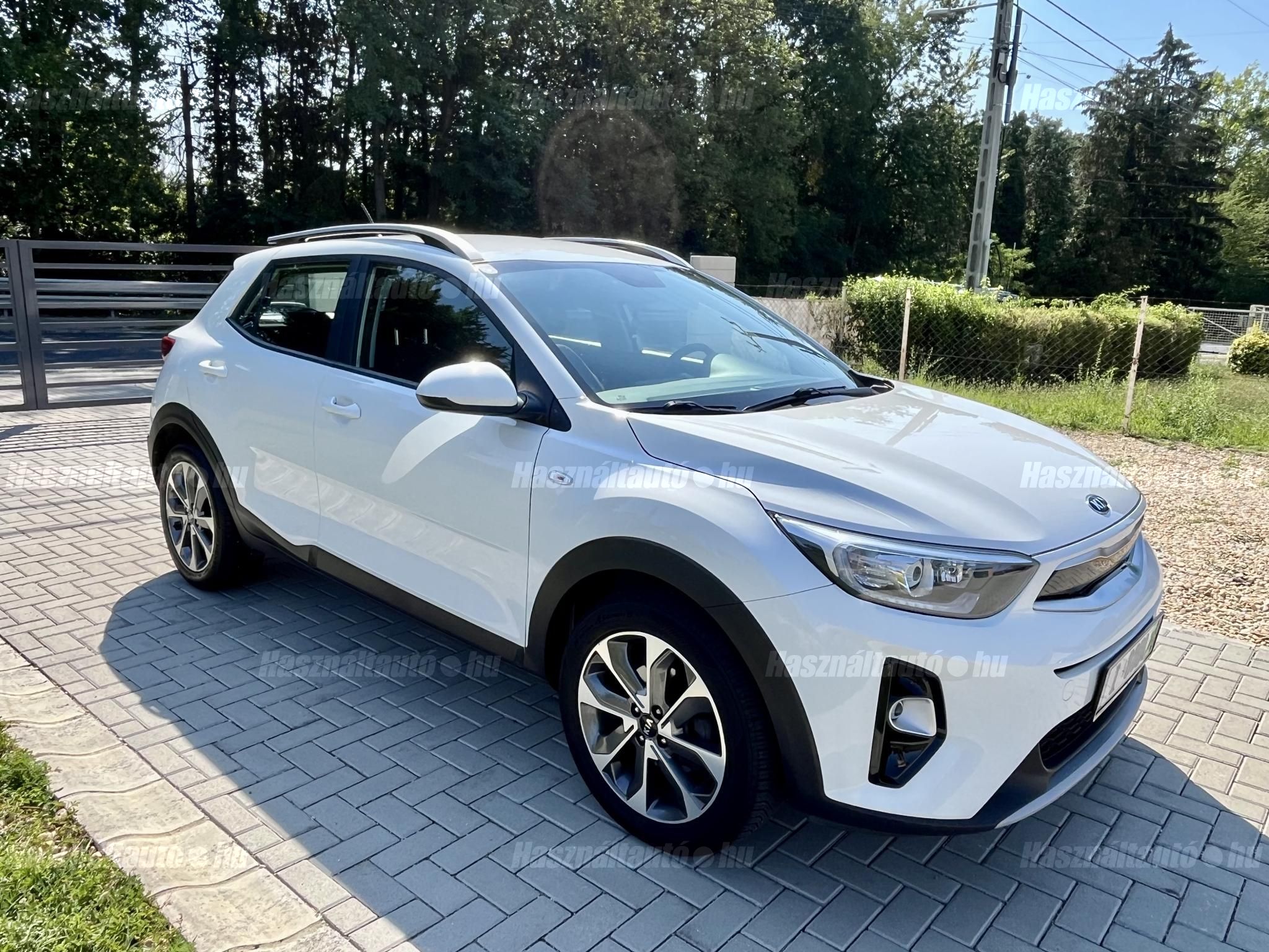 KIA STONIC 2019/7 - 1