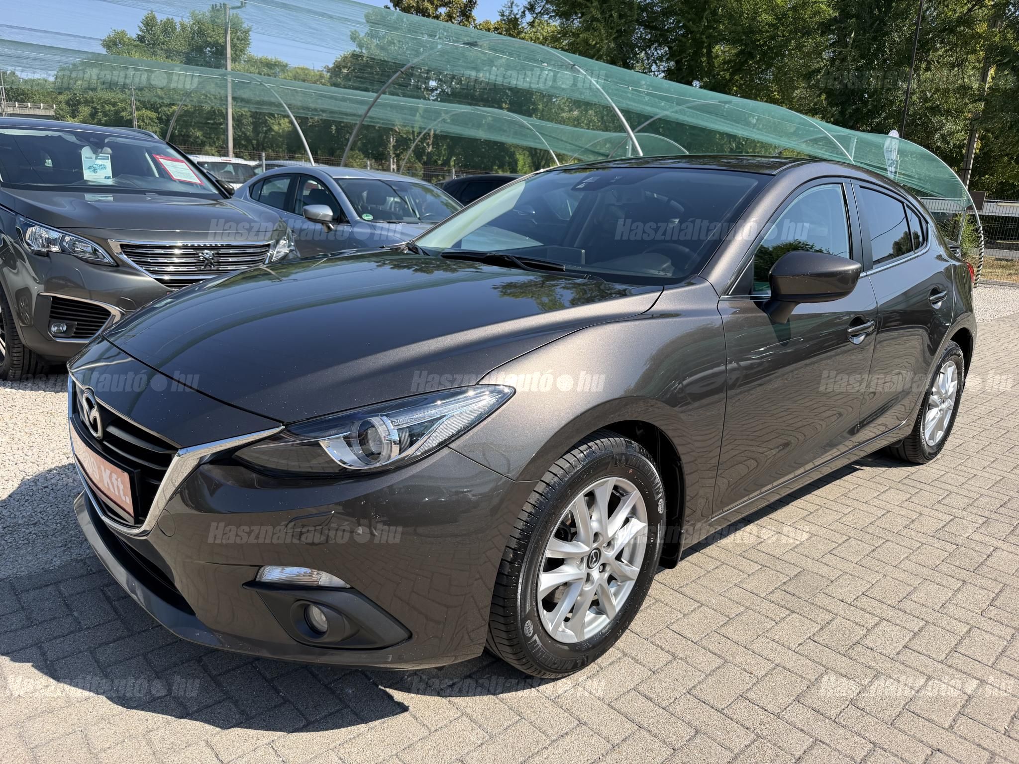 MAZDA 3 2015/4 - 1