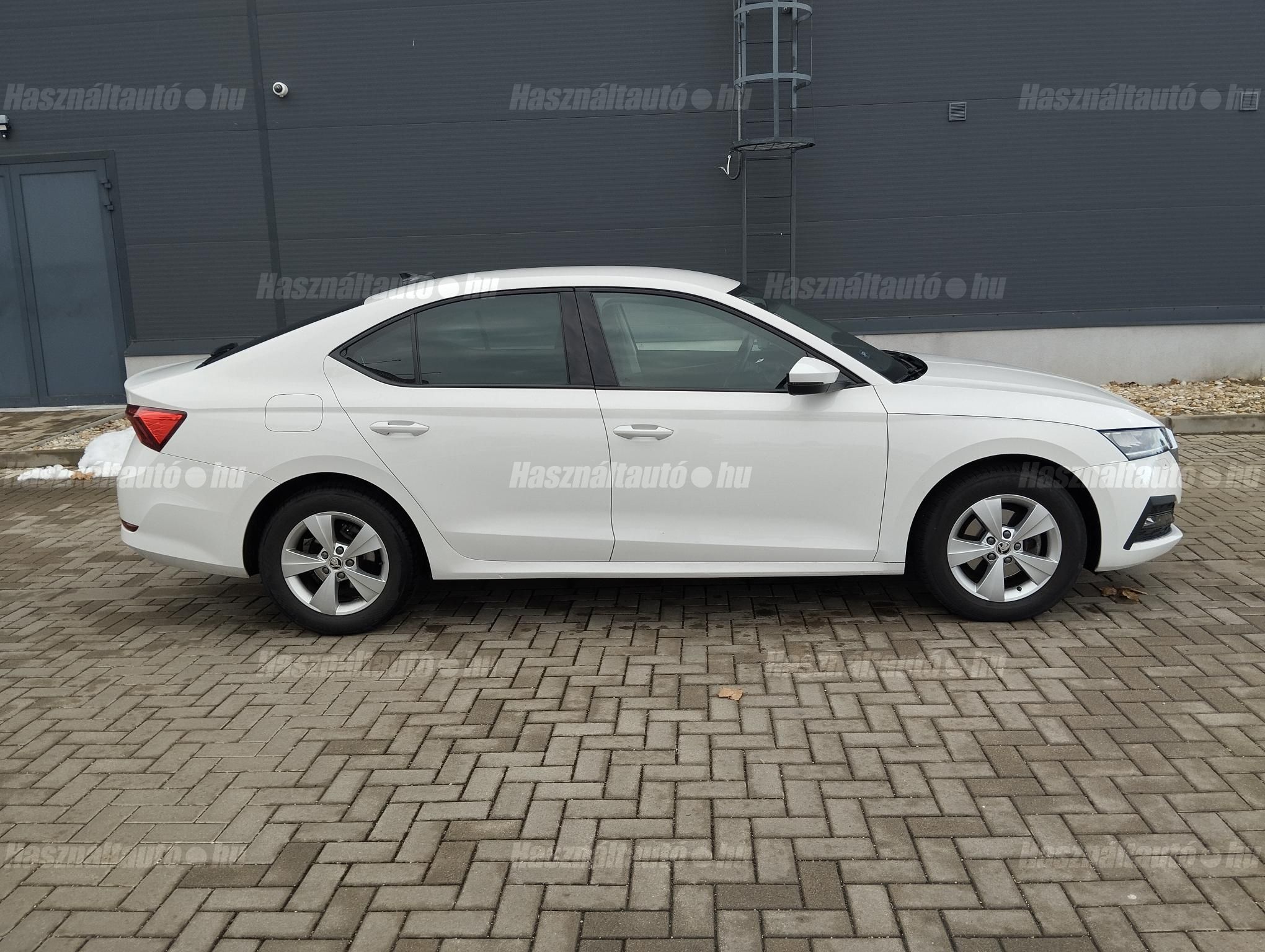 SKODA OCTAVIA 2021/7 - 1
