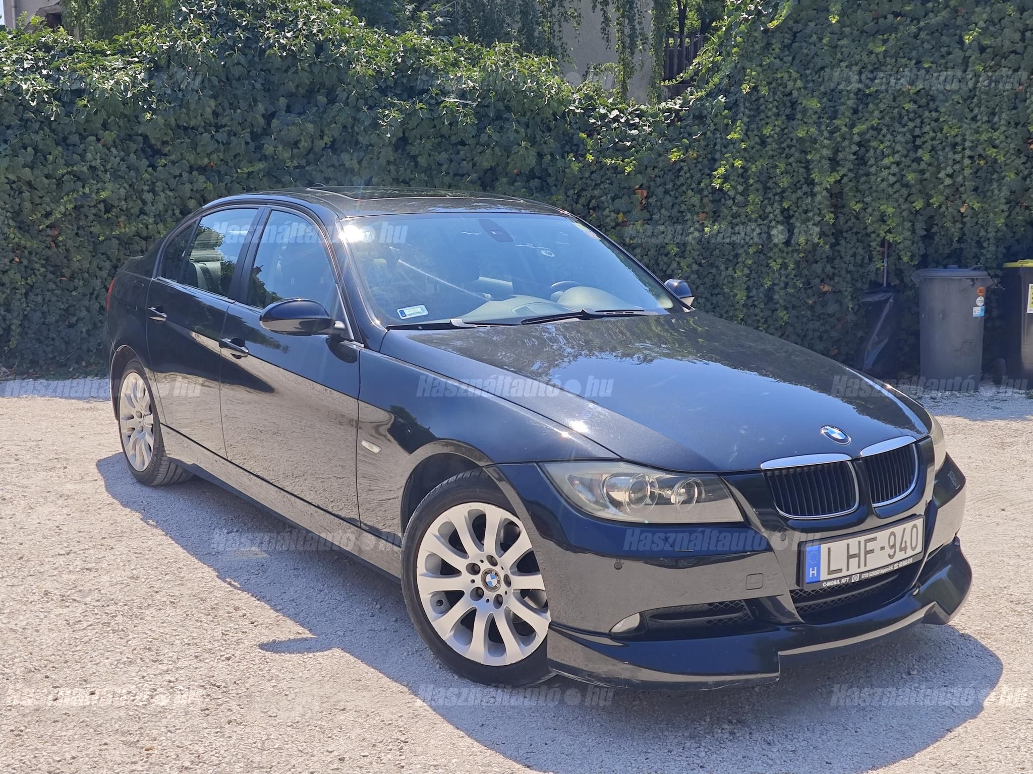 BMW 320 2006/12 - 1