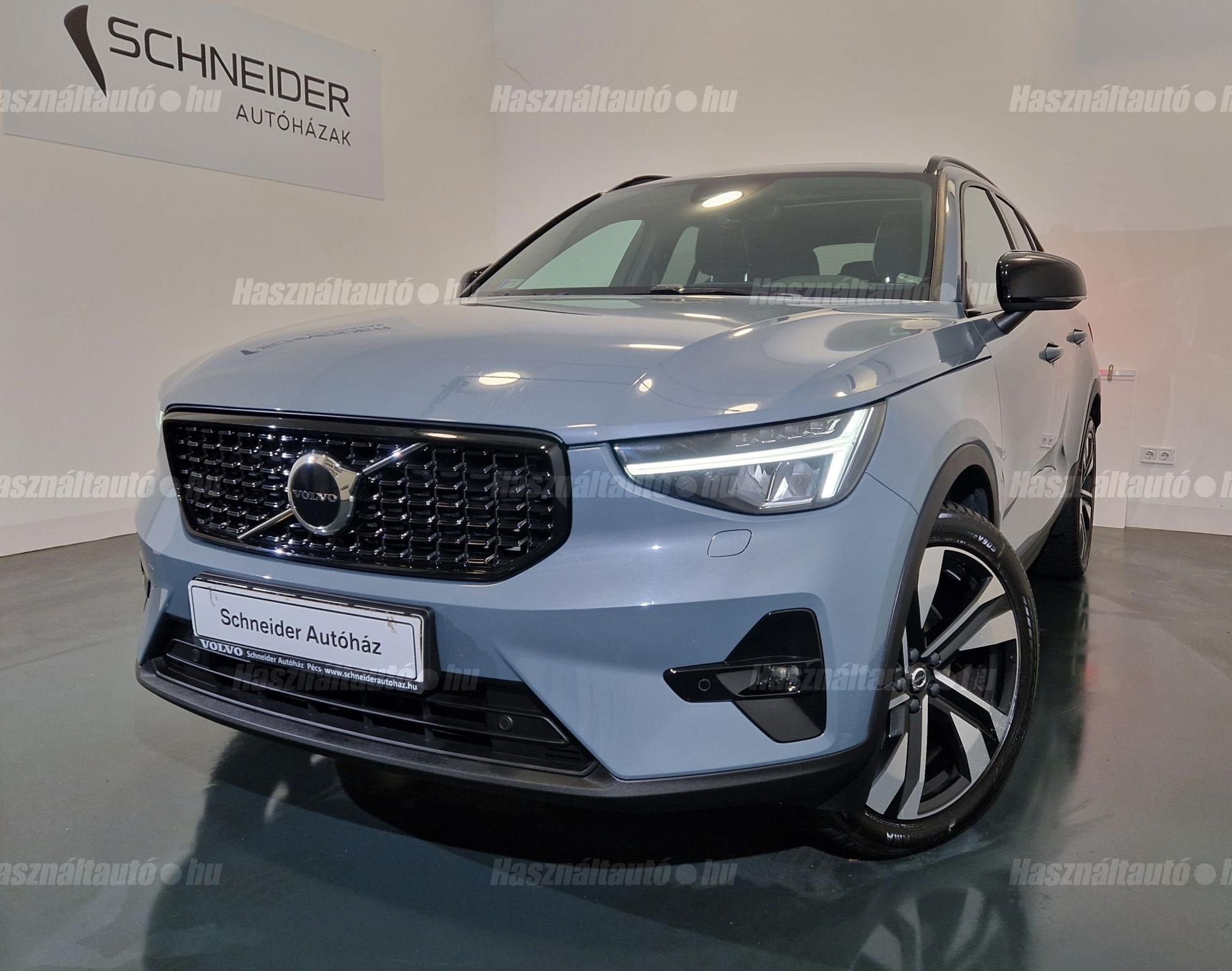 VOLVO XC40 2022/8 - 1